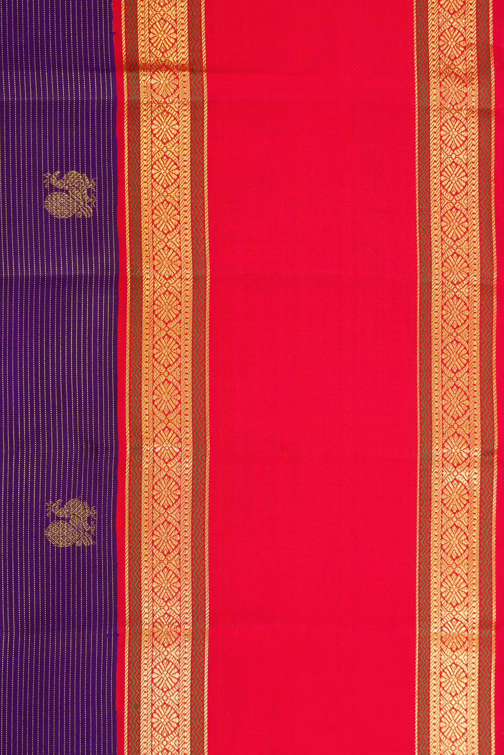 Border image of Navy Blue Dual Tone Kanchipuram Silk Saree with Stripes on the body and Fancy Border. 