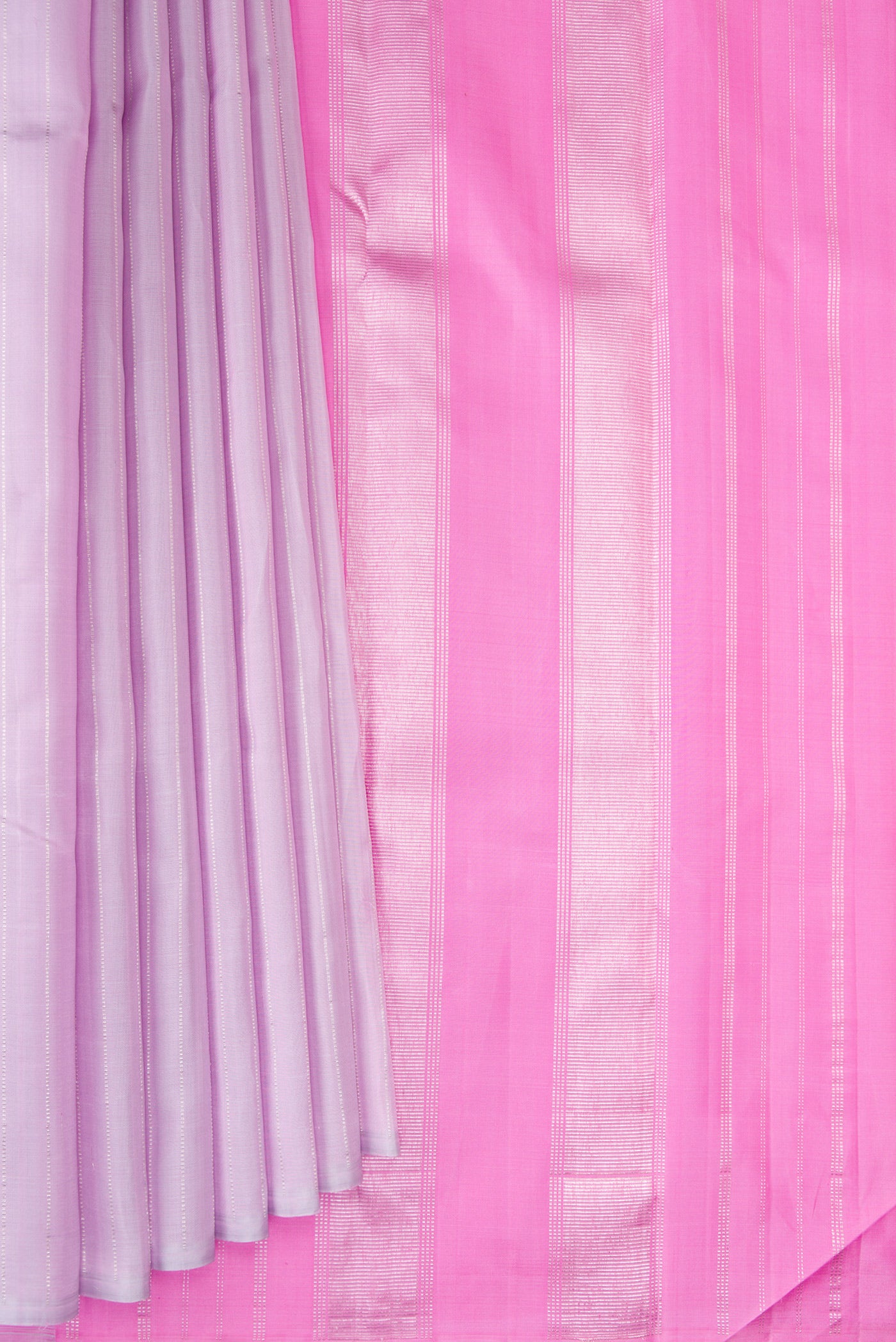 Pleats and pallu of Lavender Kanjivaram Silk Saree with Stripes on the body and Without Border. 