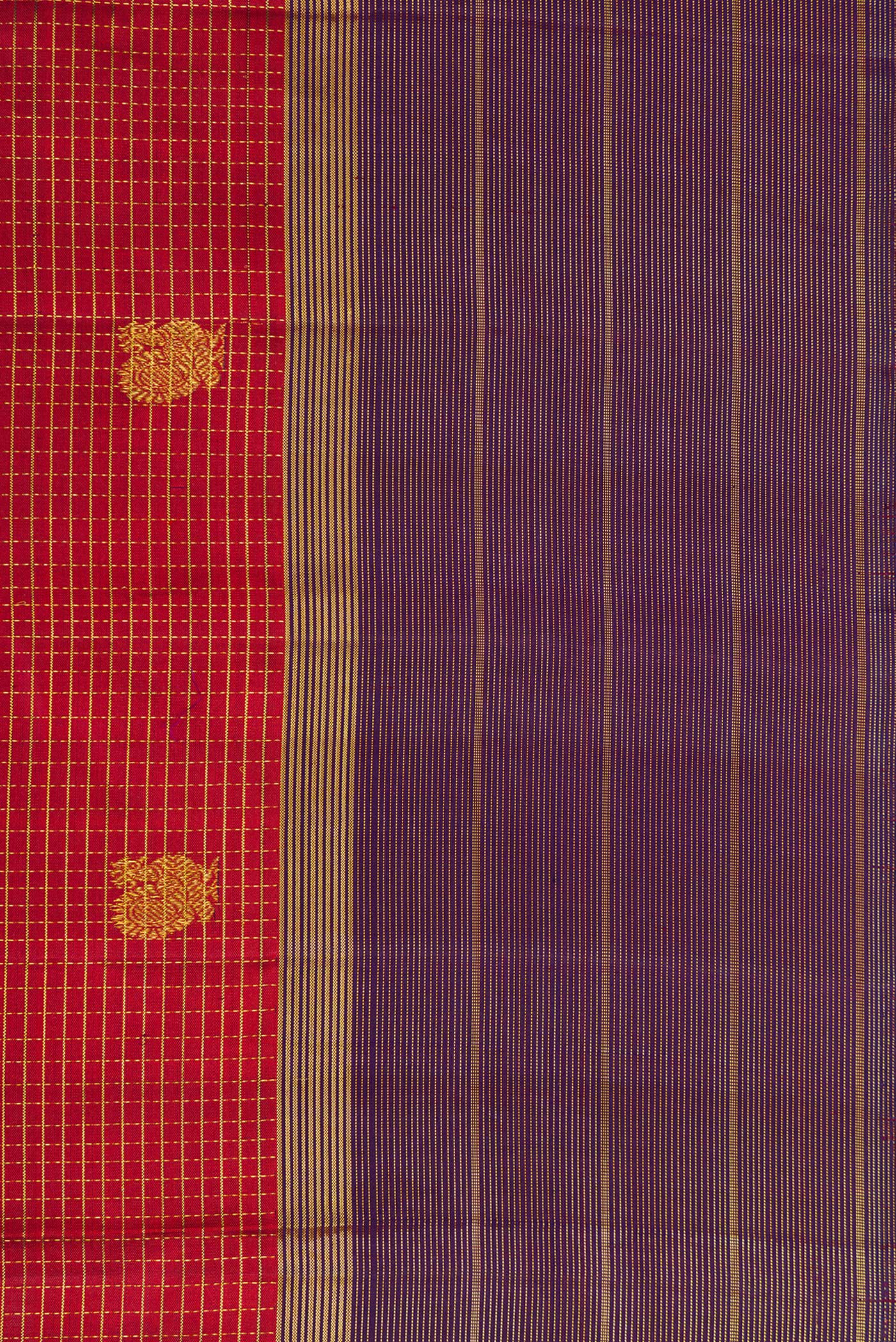 Border image of Rust Dual Tone Kanjivaram Silk Saree with Checked design on the body and Fancy Border. 