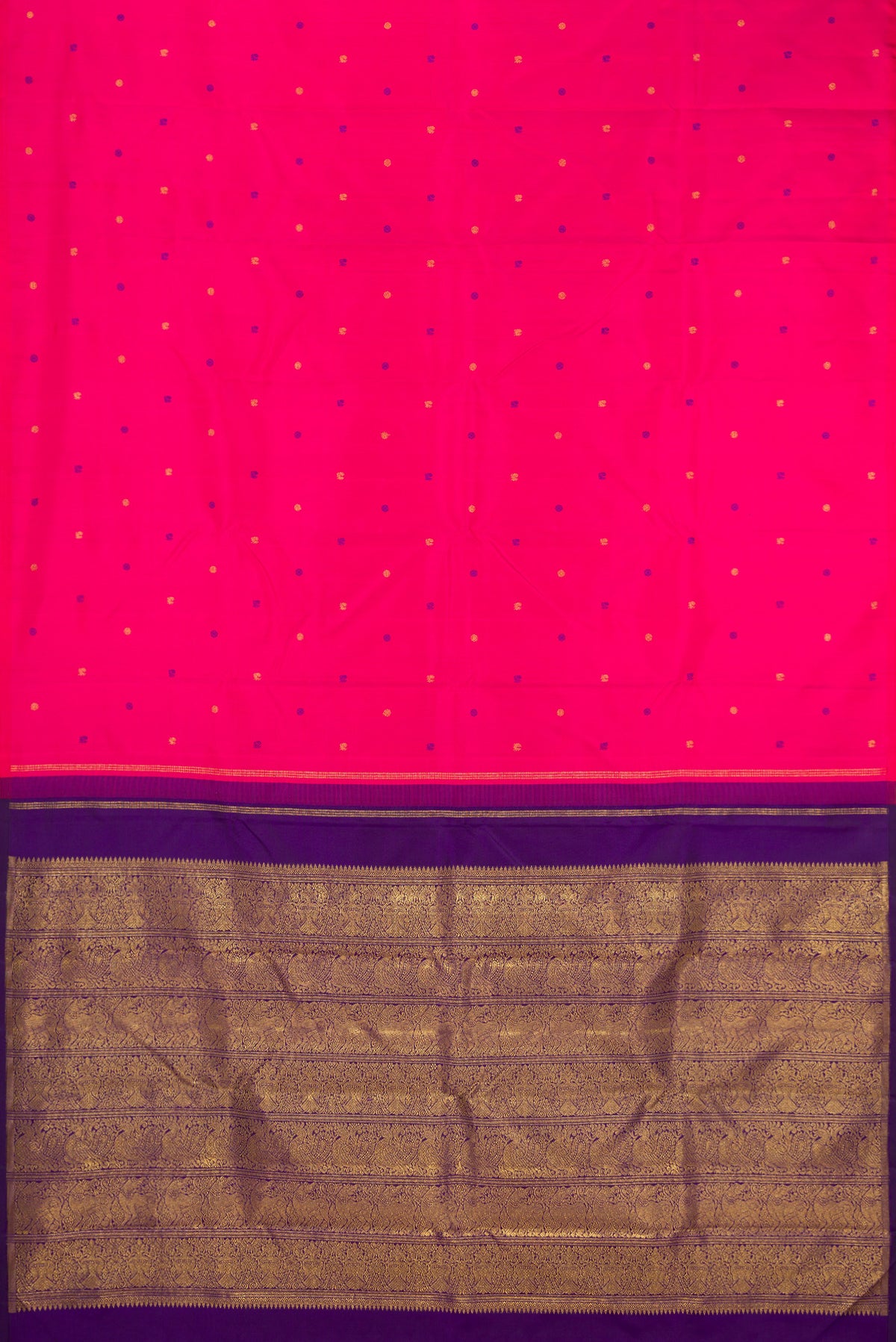 Flat view of Pink Kanjivaram Silk Saree with Zari And Thread Butta on the body and Without Border. 