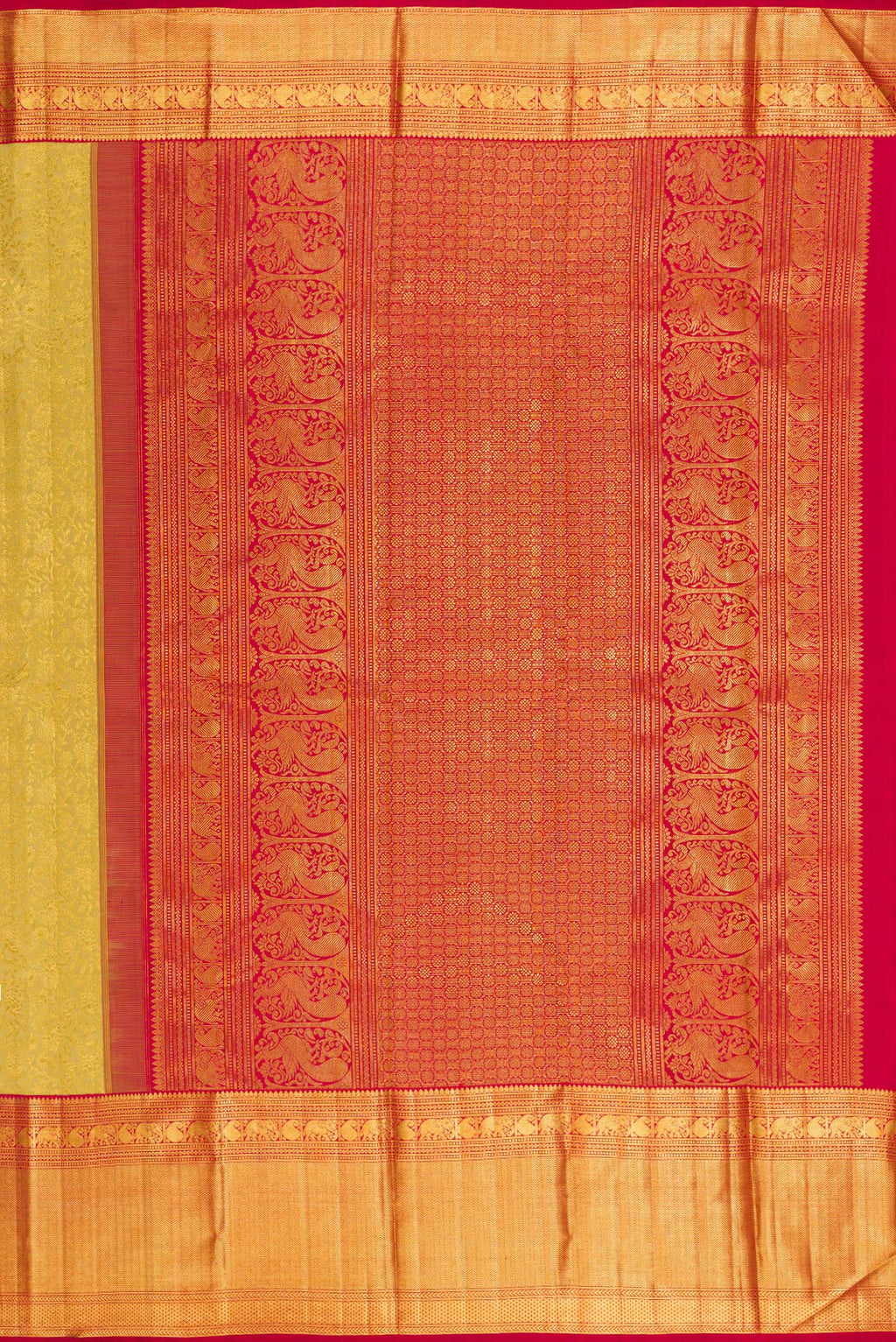 Close up image of the pallu of Pure Silk Gold Kanchipuram Saree with Zari Brocade on the body and Zari Border. 
