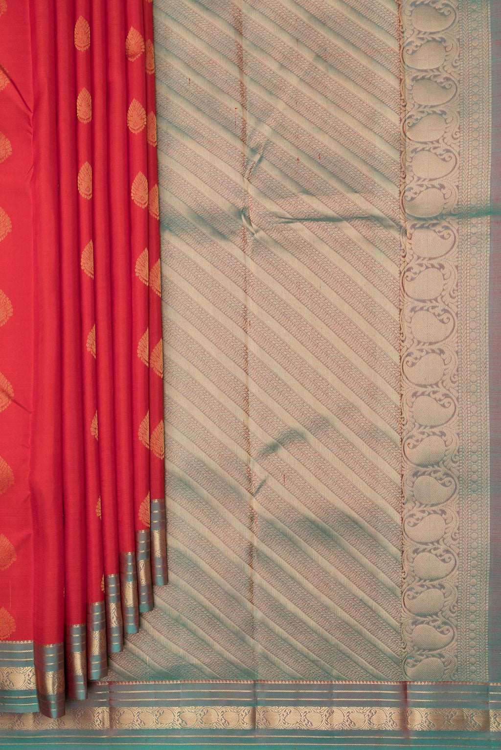 Pleats and pallu of Pure Silk Red Kanchipuram Saree with Zari Butta on the body and Zari Border. 
