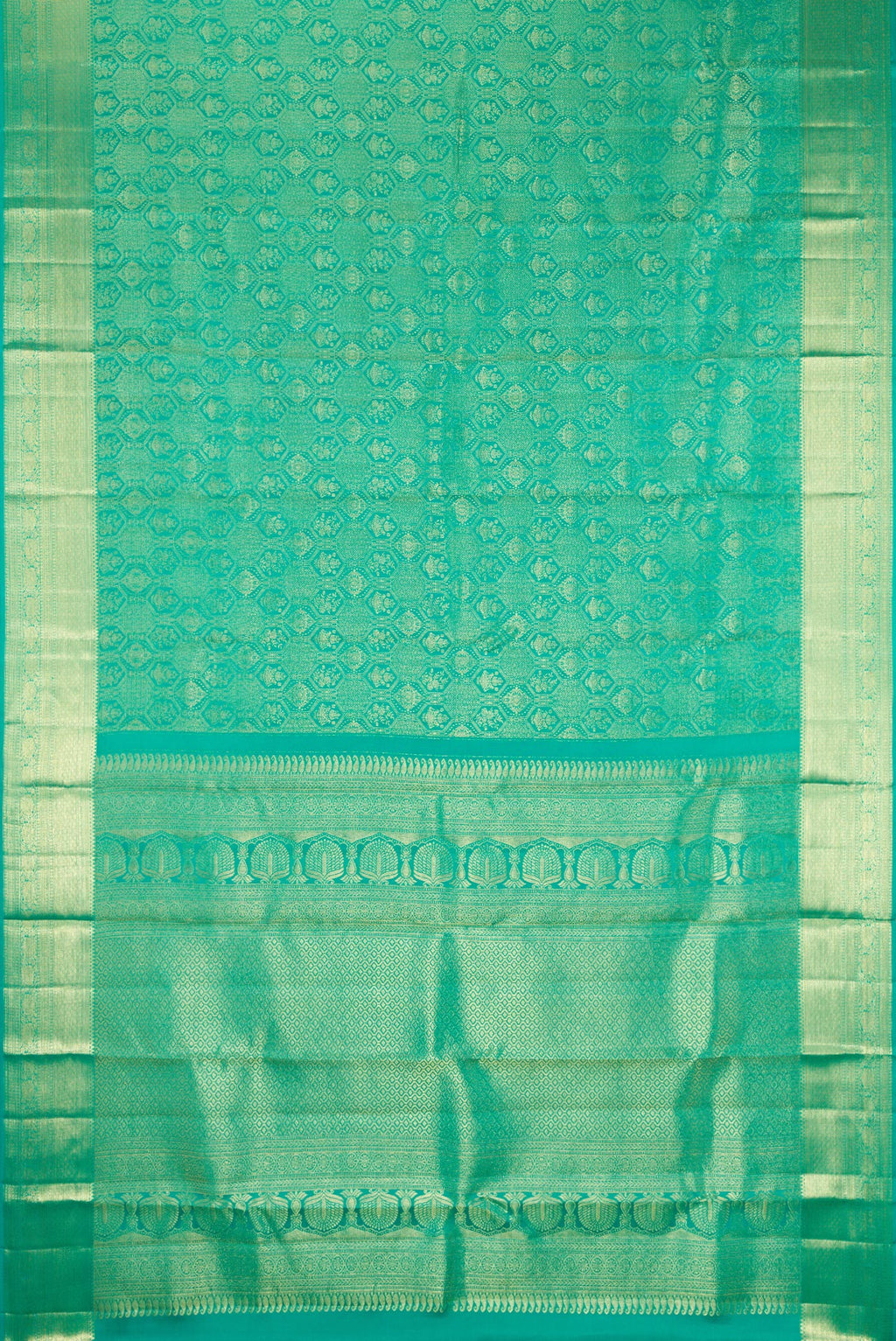 Flat view of Sea Green Kanchipuram Silk Saree with Zari Brocade on the body and Zari Border. 