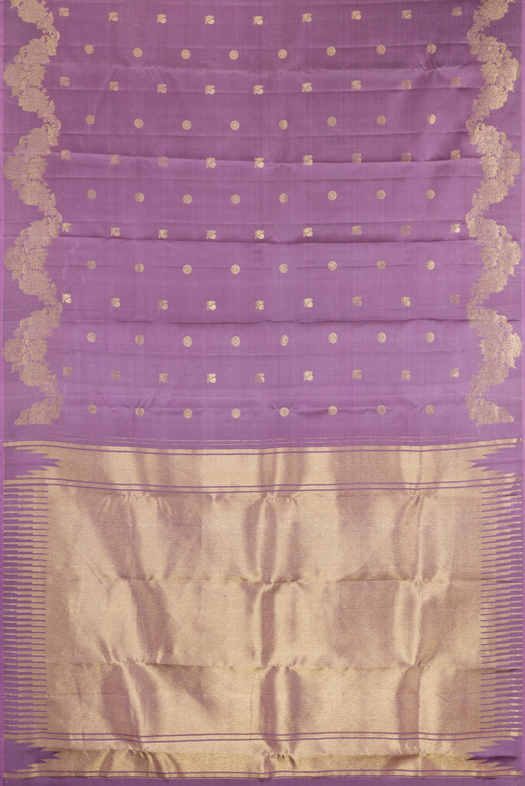 Flat view of Lavender Kanchipuram Silk Saree with Zari Butta on the body and Fancy Border. 