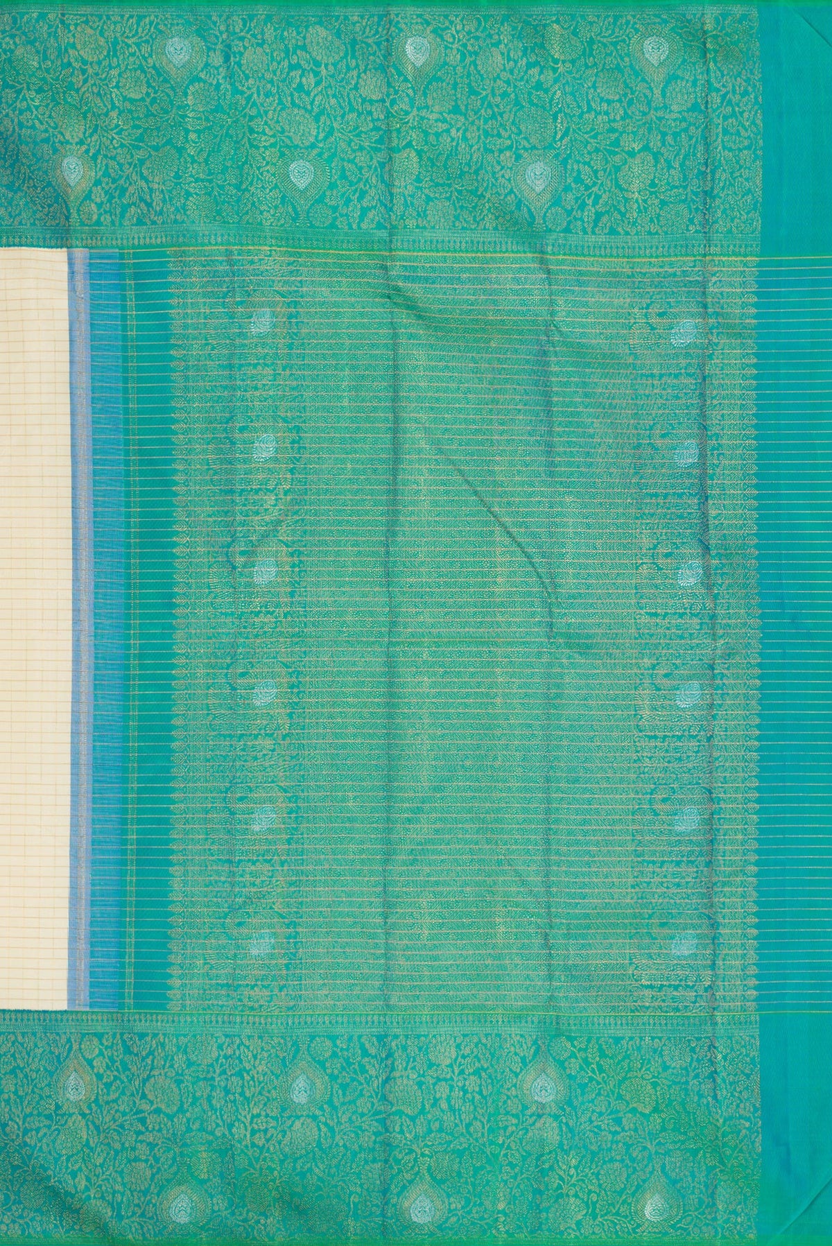 Close up image of the pallu of Pure Silk Pure Zari Off White Kanchipuram Saree with Checked design on the body and Zari Border. 