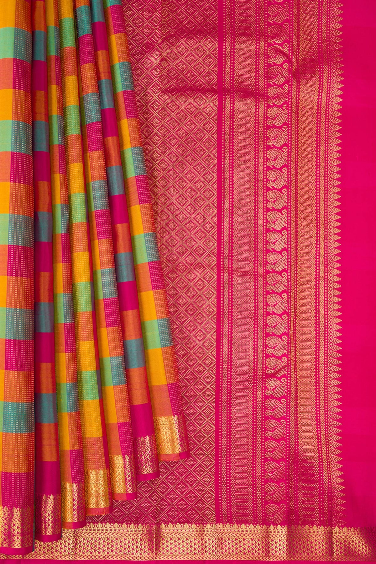 Pleats and pallu of Pure Silk Multi Color Kanchipuram Saree with Checked design on the body and Zari Border. 