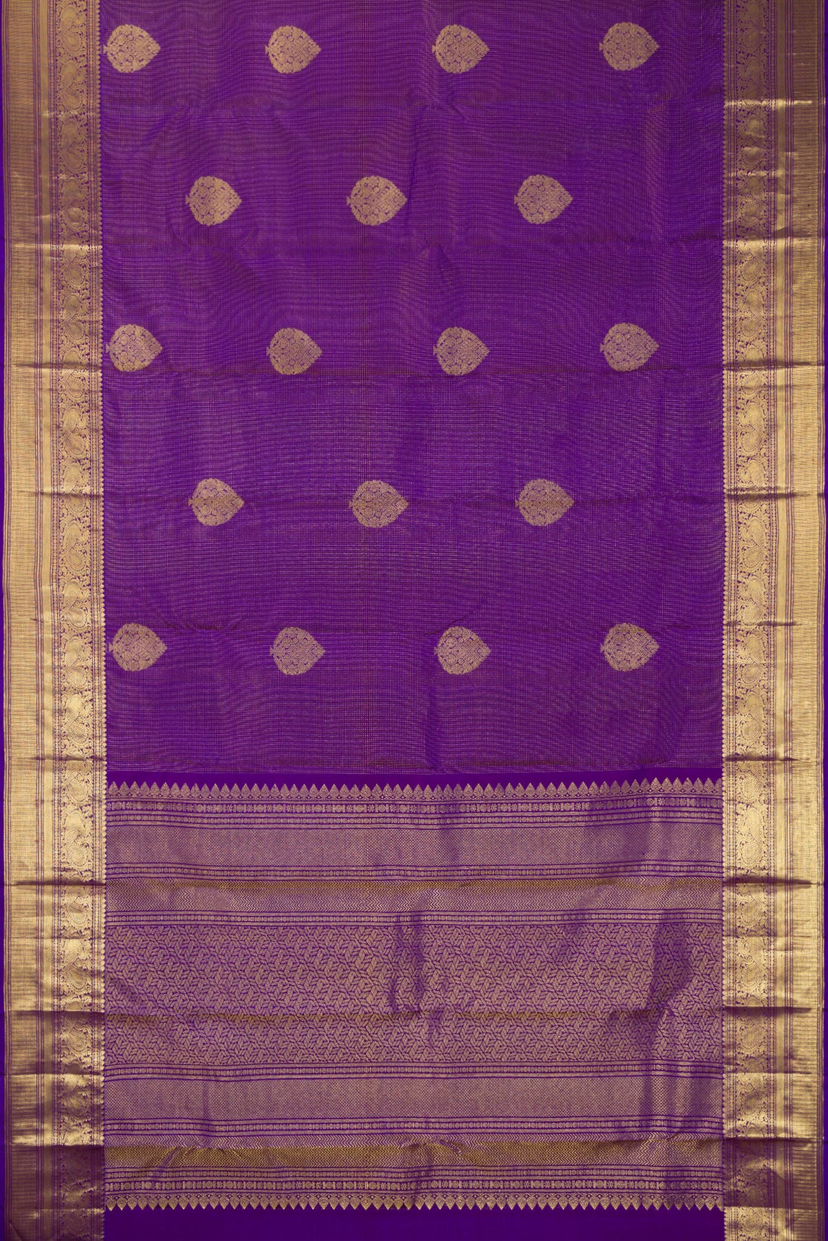 Flat view of Pure Silk Purple Kanchipuram Saree with Zari Butta on the body and Zari Border. 