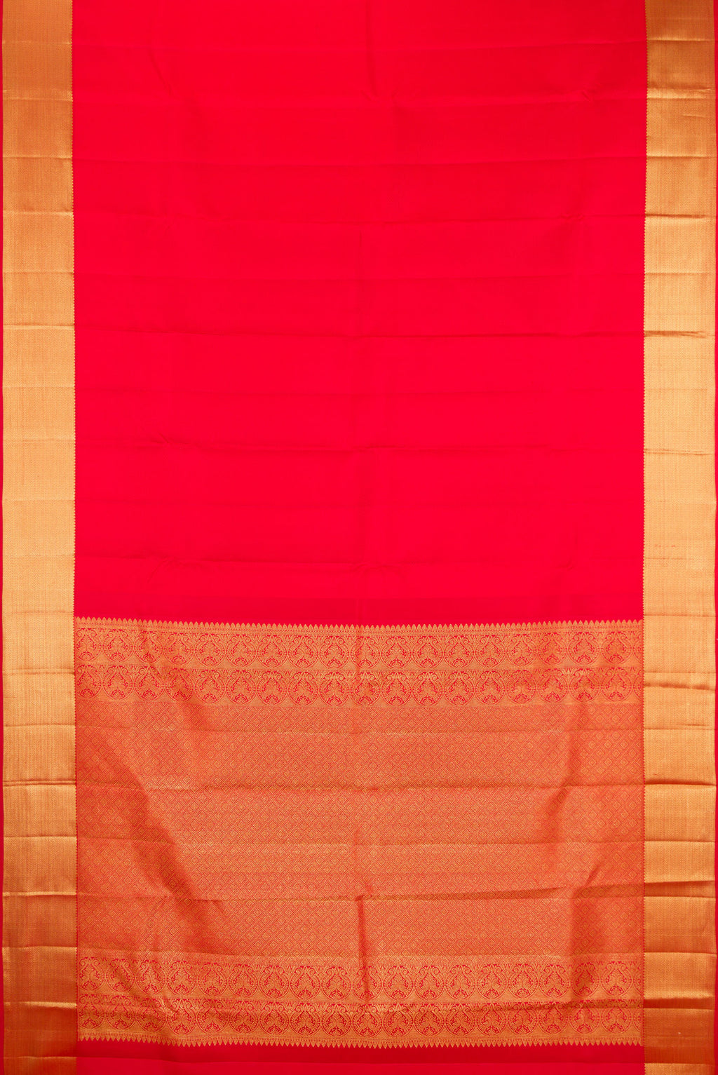 Flat view of Pure Silk Red Dual Tone Kanjivaram Saree with Jacquard design on the body and Zari Border. 