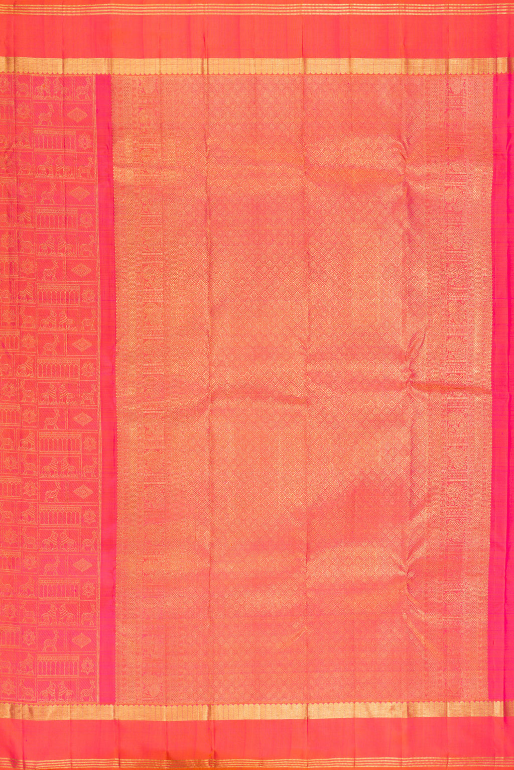 Close up image of the pallu of Pure Silk Pink with Orange Color Kanjivaram Saree with Zari Brocade on the body and Zari Border. 