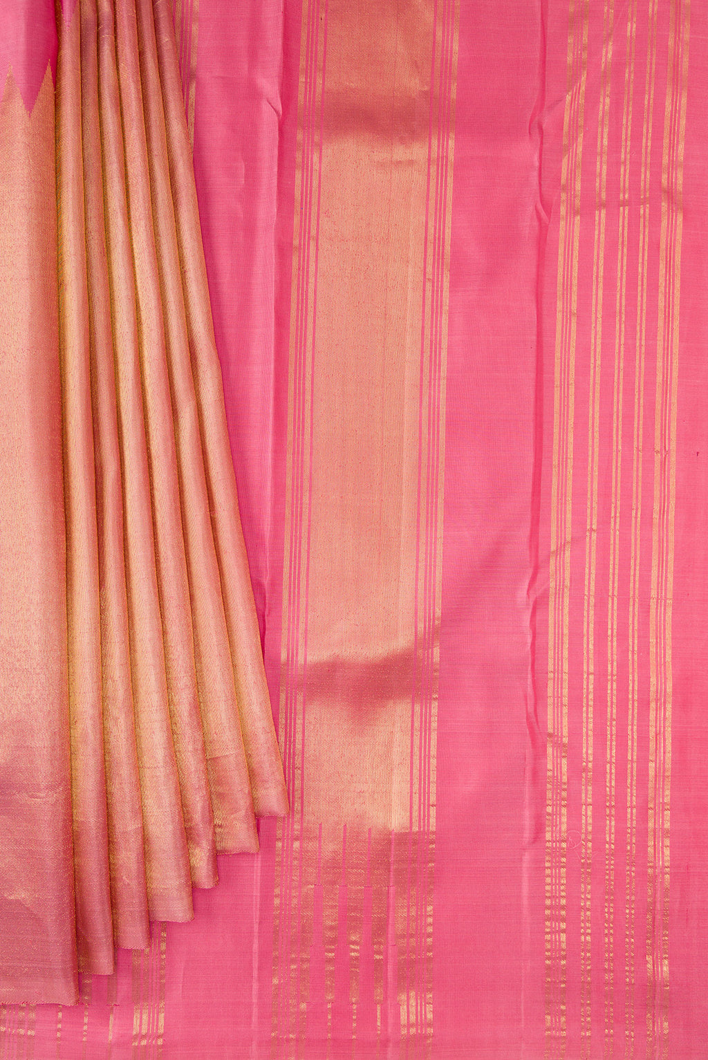 Pleats and pallu of Pure Silk Pink Dual Tone Kanjivaram Saree with Plain Body and Rising Temple Border. 