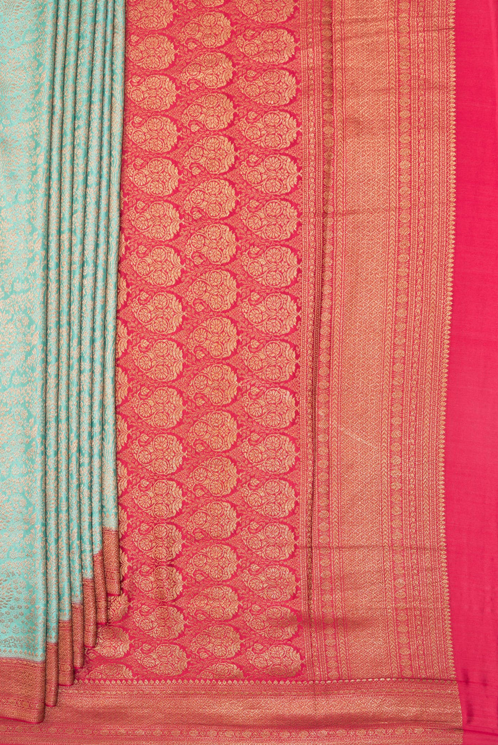 Pleats and pallu of Sea Green Dual Tone Banarasi Georgette Saree with Zari Brocade on the body and Zari Border. 