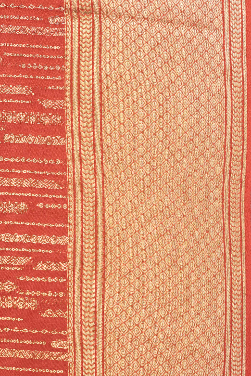 Border image of Pure Silk Rust Dual Tone Banarasi Georgette Saree with Zari Brocade on the body and Zari Border. 