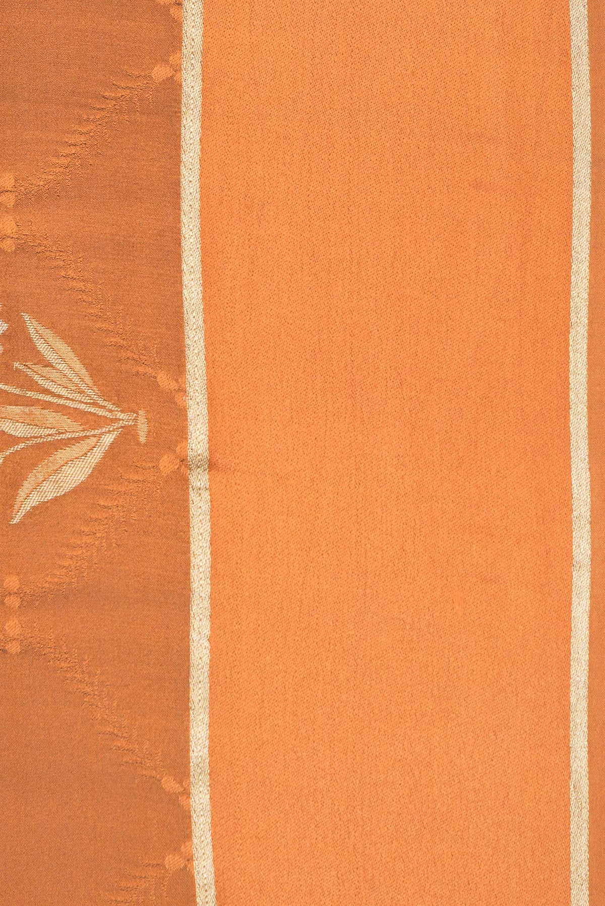 Border image of Rust Dual Tone Banarasi Georgette Saree with Jacquard With Zari Butta on the body and Zari Border. 