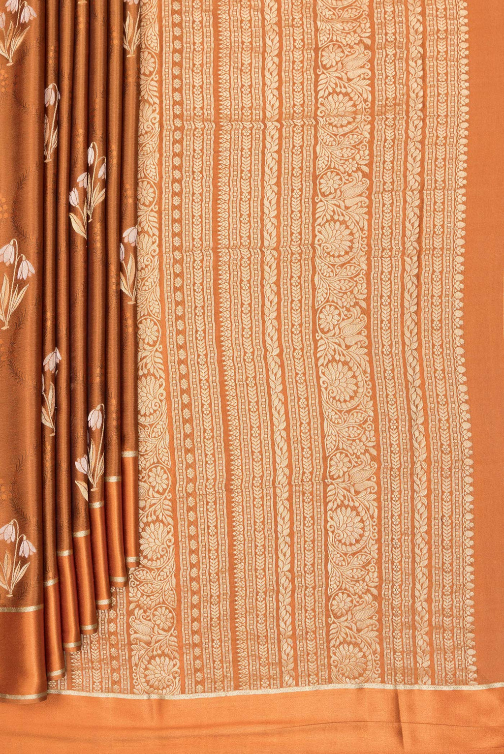 Pleats and pallu of Rust Dual Tone Banarasi Georgette Saree with Jacquard With Zari Butta on the body and Zari Border. 
