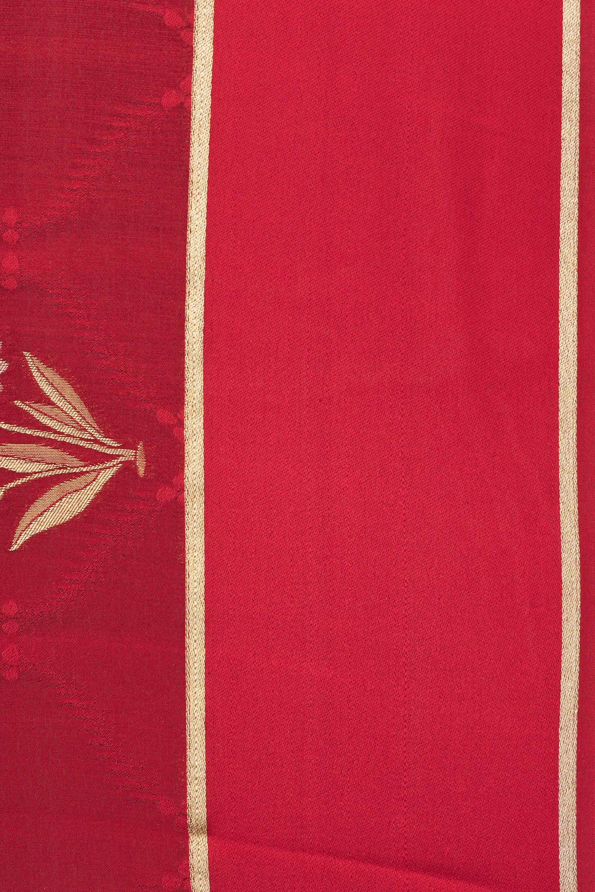 Border image of Maroon Dual Tone Banarasi Georgette Saree with Jacquard With Zari Butta on the body and Zari Border. 