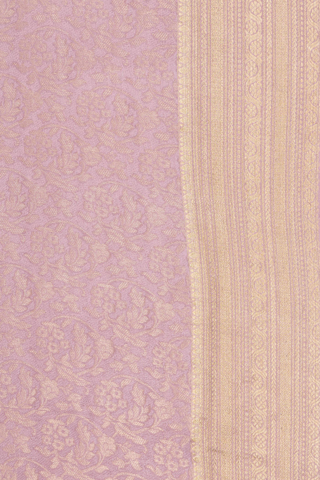 Border image of Lavender Dual Tone Banarasi Georgette Saree with Zari Brocade on the body and Zari Border. 