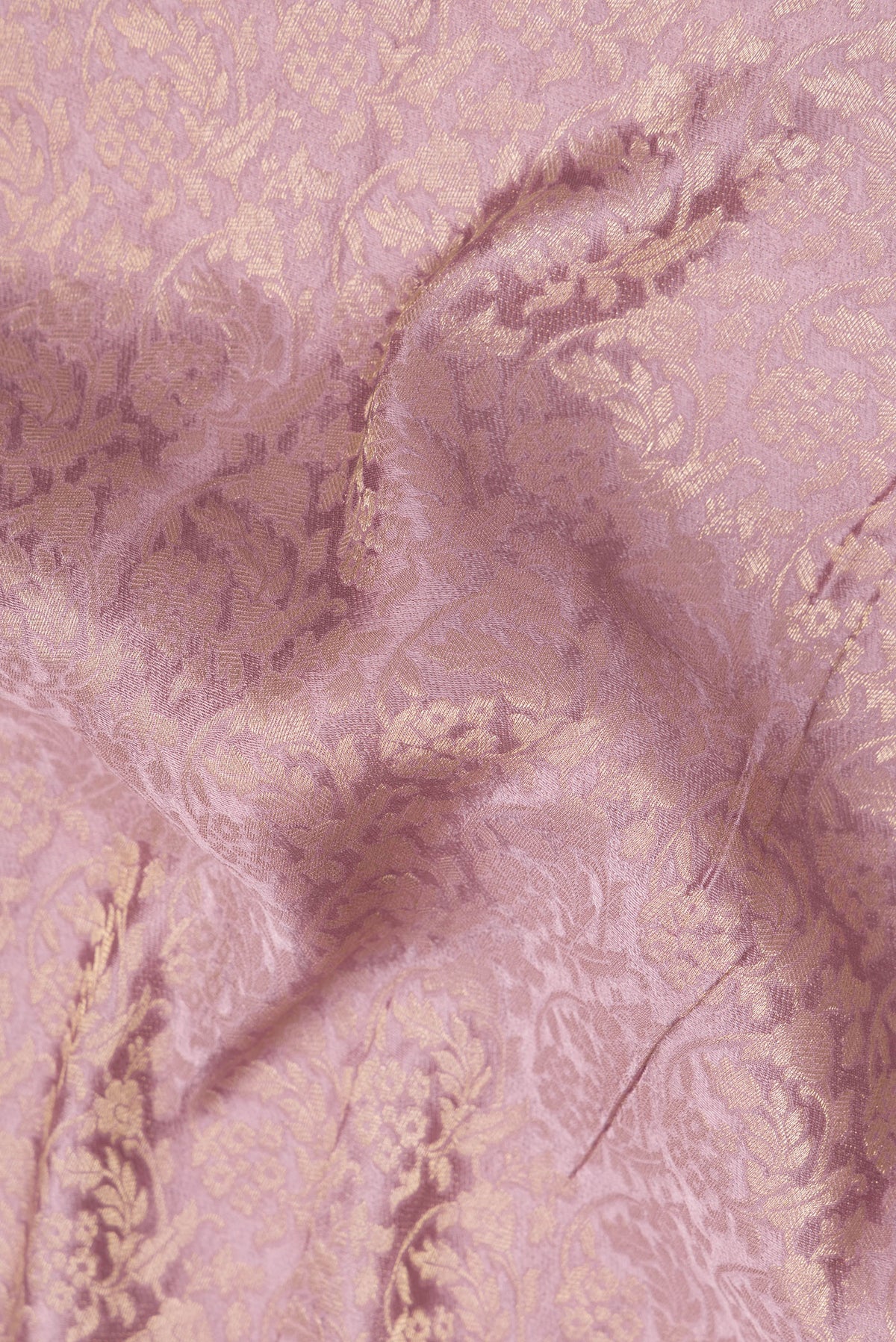 Close up of Lavender Dual Tone Banarasi Georgette Saree with Zari Brocade on the body and Zari Border.  displaying folds