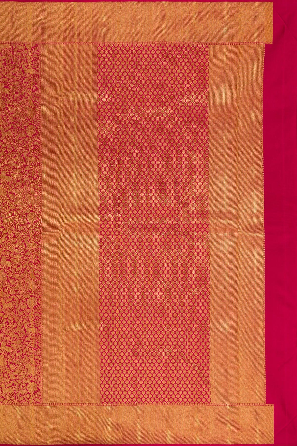 Close up image of the pallu of Pure Silk Pure Zari Red Kanjivaram Saree with Zari Brocade on the body and Zari Border. 