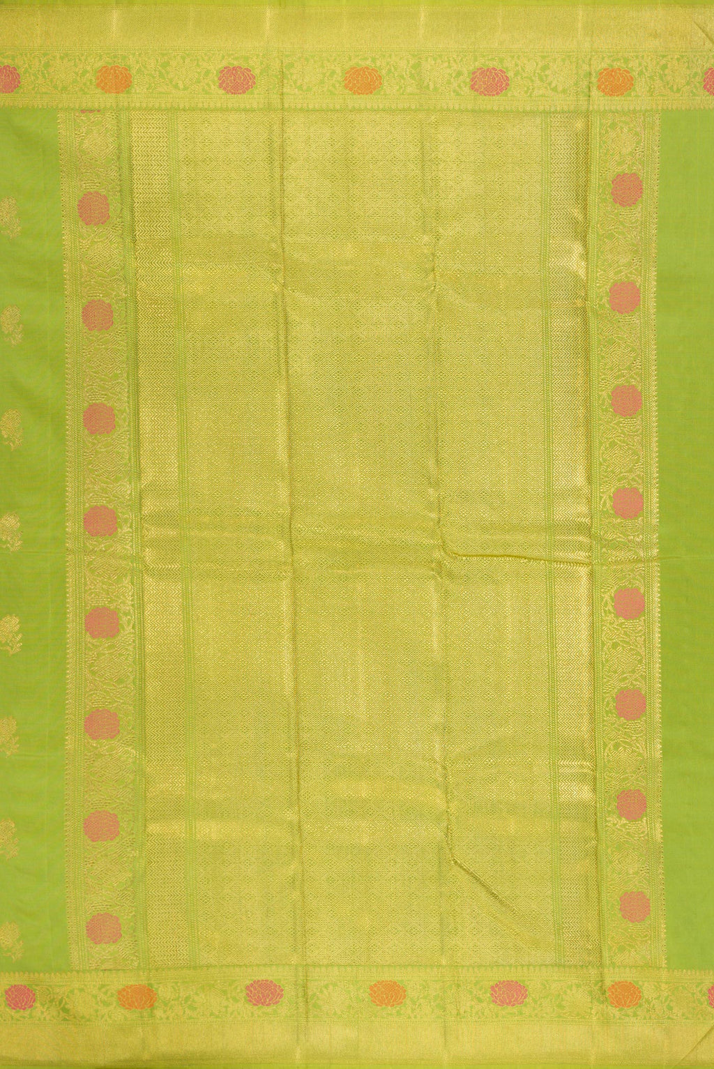 Close up image of the pallu of Pure Silk Pure Zari Parrot Green Kanjivaram Saree with Zari And Thread Butta on the body and Fancy Border. 