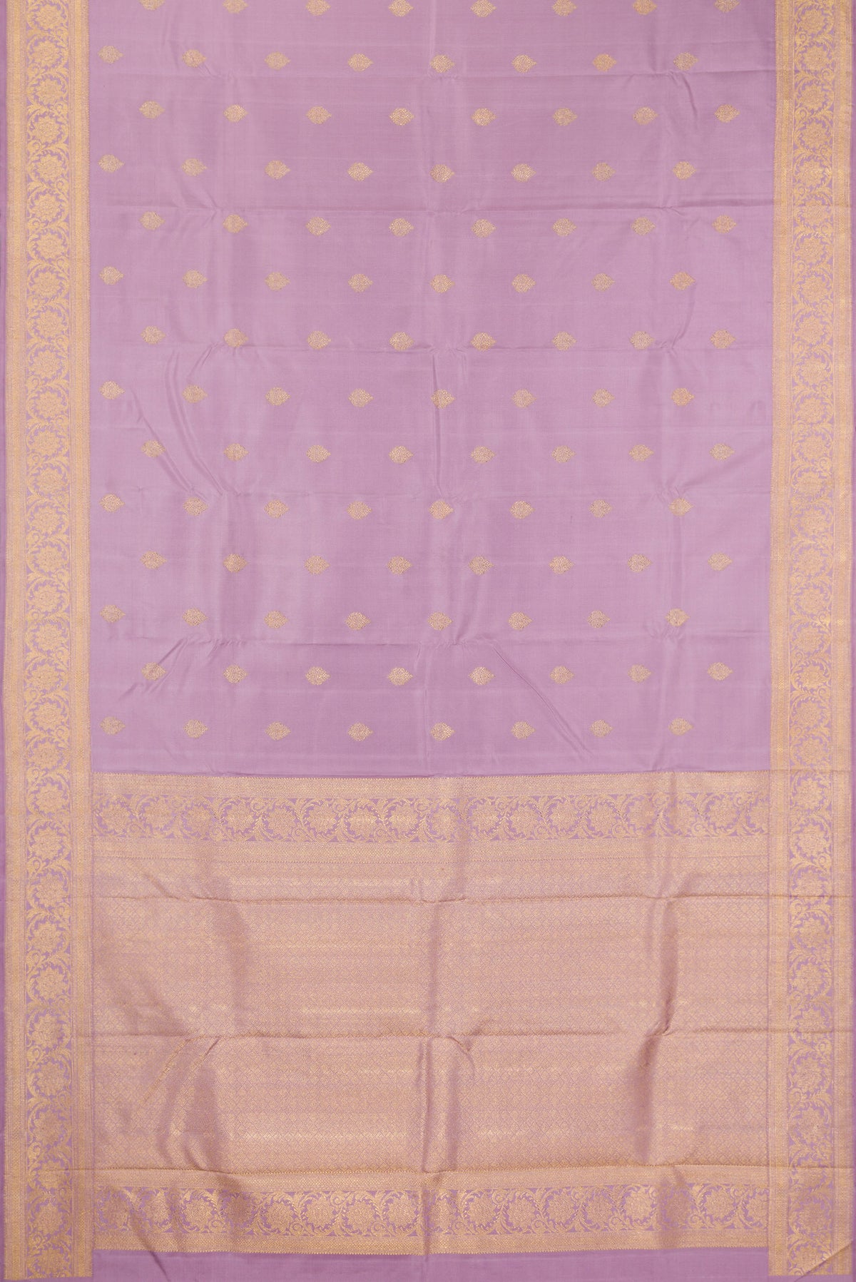 Flat view of Pure Silk Pure Zari Lavender Dual Tone Kanjivaram Saree with Zari Butta on the body and Zari Border. 