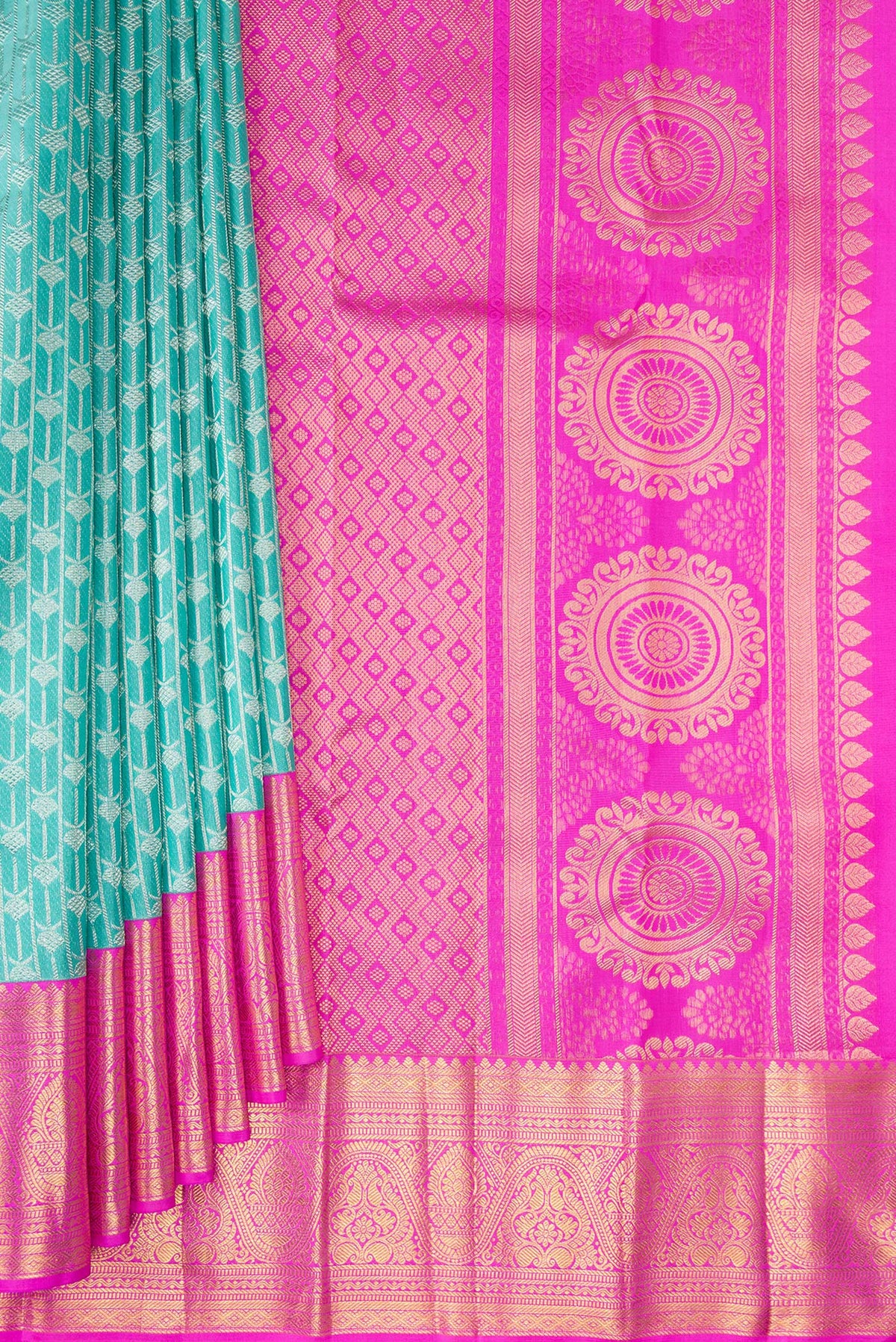 Pleats and pallu of Pure Silk Light Blue Kanjivaram Tissue Saree with Zari Brocade on the body and Zari Border. 