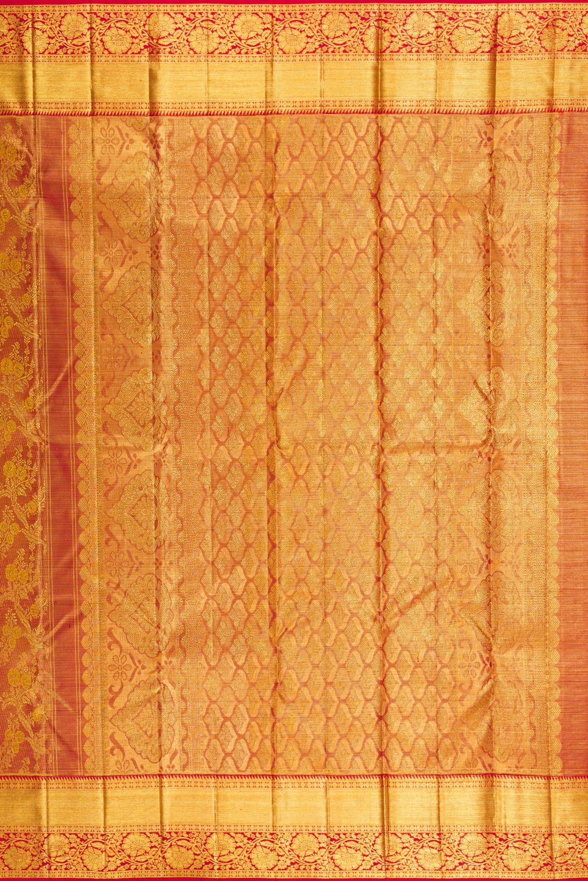 Close up image of the pallu of Pure Silk Maroon Dual Tone Kanjivaram Tissue Saree with Zari Brocade on the body and Zari Border. 
