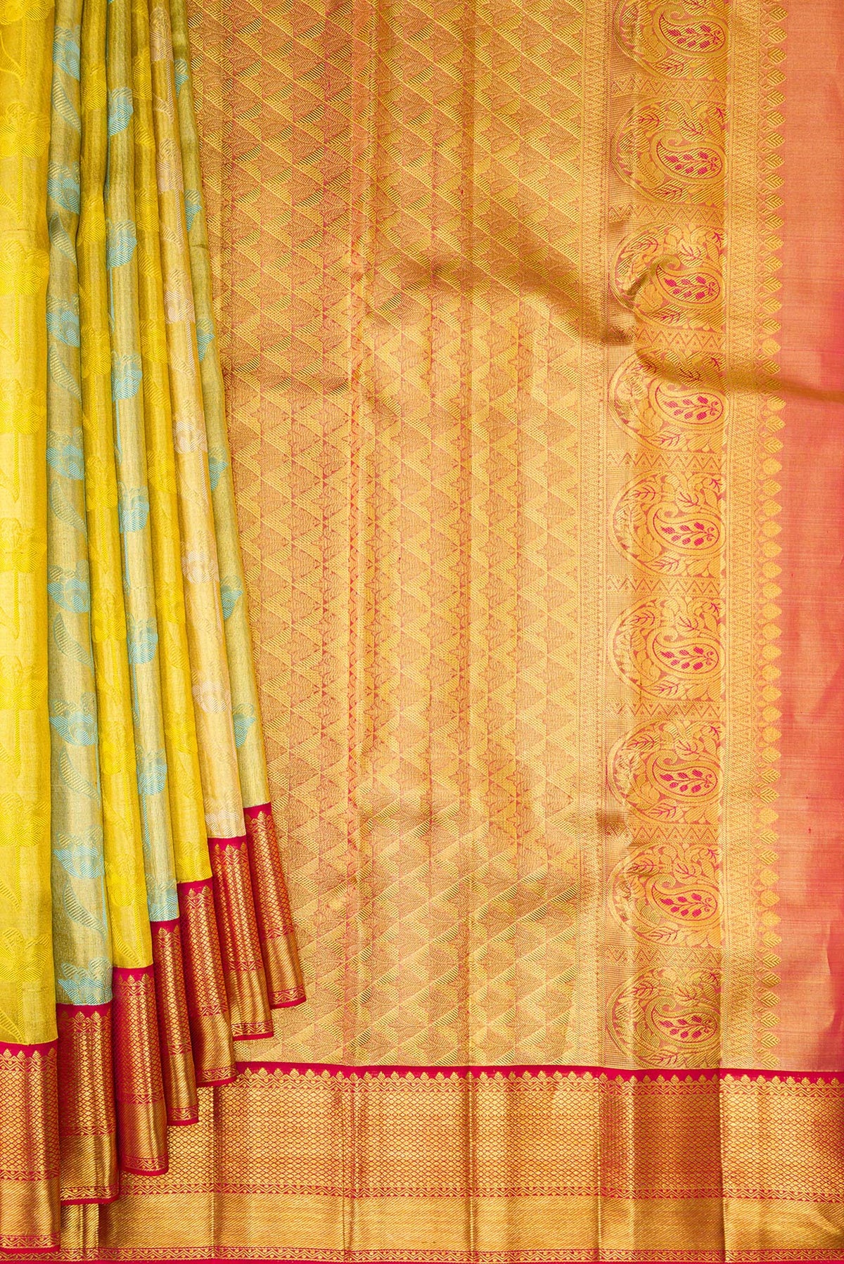 Pleats and pallu of Pure Silk Yellow Dual Tone Kanchipuram Tissue Saree with Zari Brocade on the body and Zari Border. 