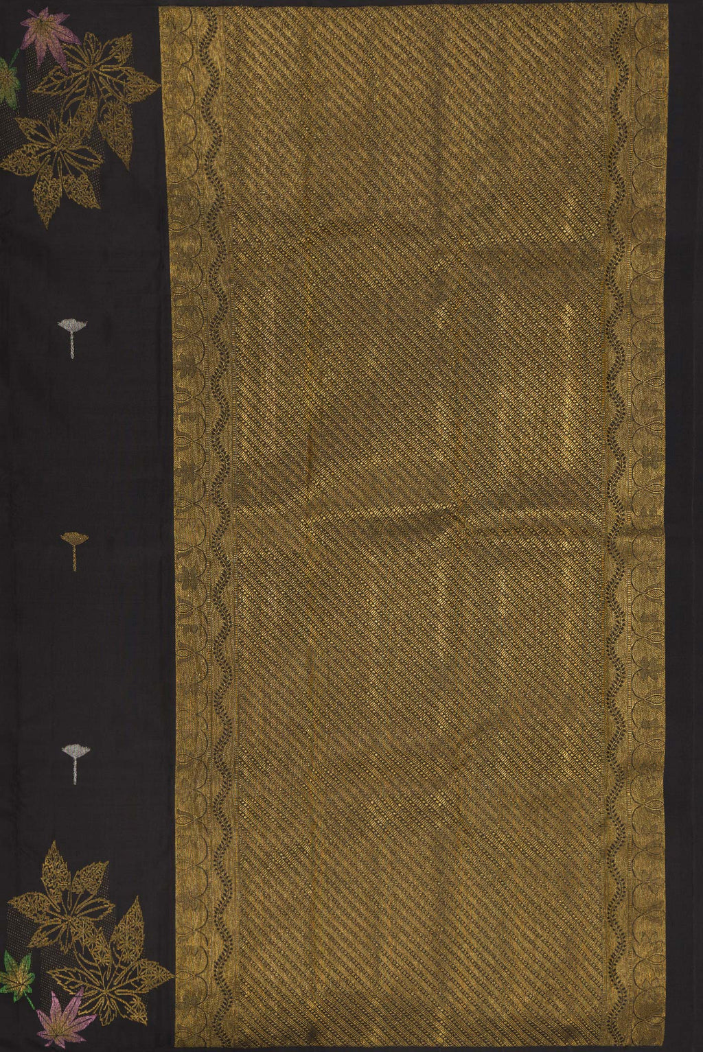Close up image of the pallu of Pure Silk Black Kanchipuram Saree with Zari Butta on the body and Without Border. 
