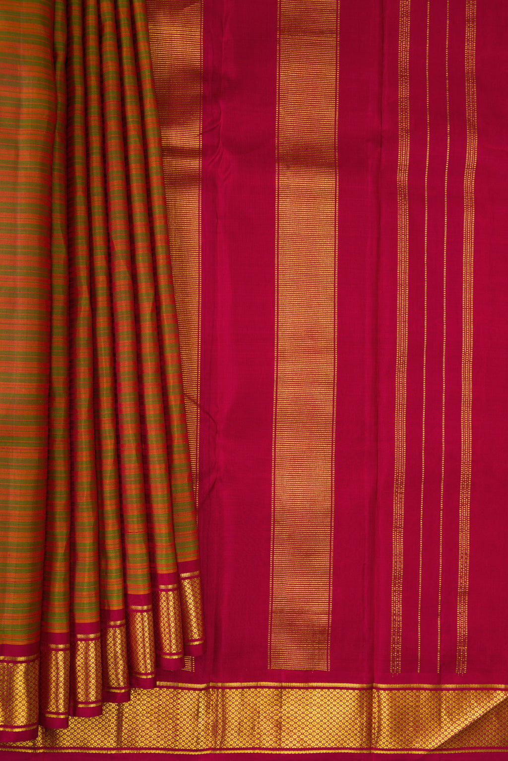 Pleats and pallu of Pure Silk Mehandi Green Dual Tone Kanchipuram Saree with Stripes on the body and Zari Border. 