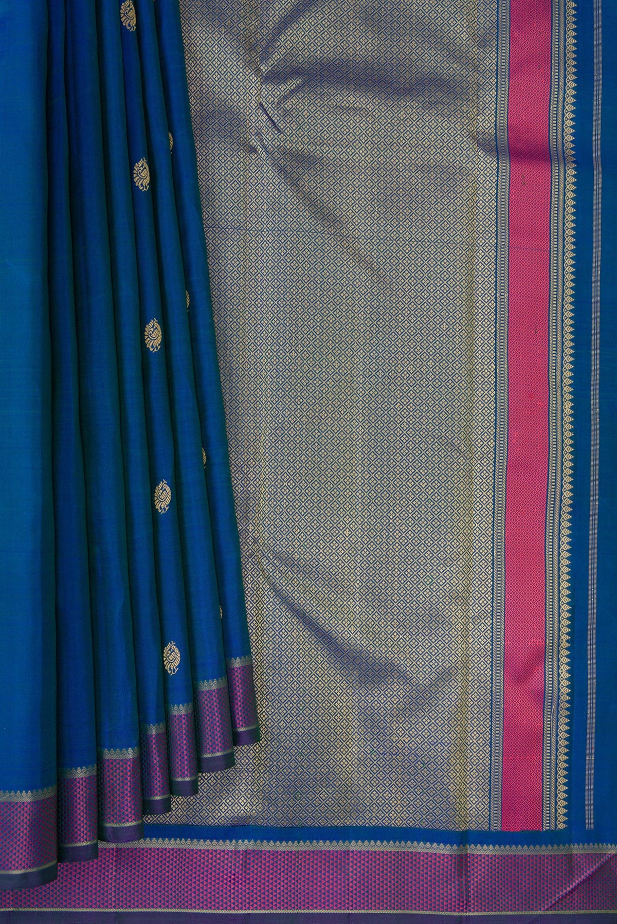 Pleats and pallu of Pure Silk Peacock Blue Dual Tone Kanjivaram Saree with Thread Butta on the body and Thread Border. 