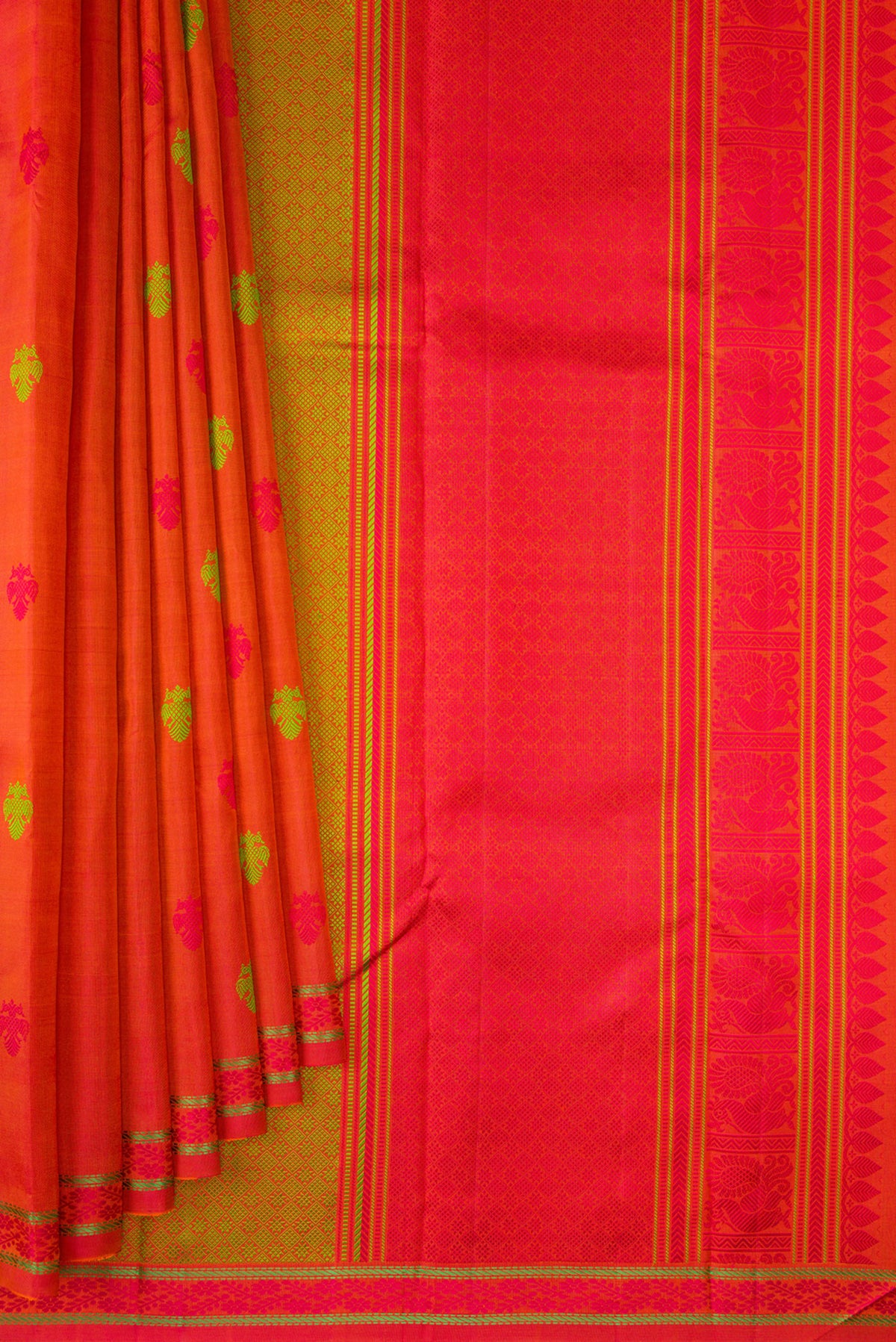 Pleats and pallu of Pure Silk Orange Kanchipuram Saree with Thread Butta on the body and Thread Border. 