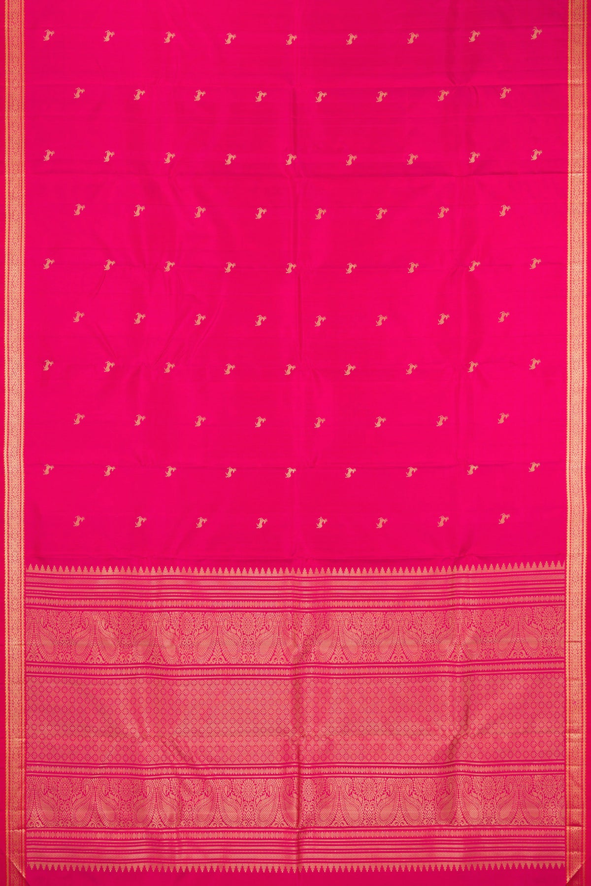 Flat view of Pure Silk Pink Kanchipuram Saree with Thread Butta on the body and Thread Border. 