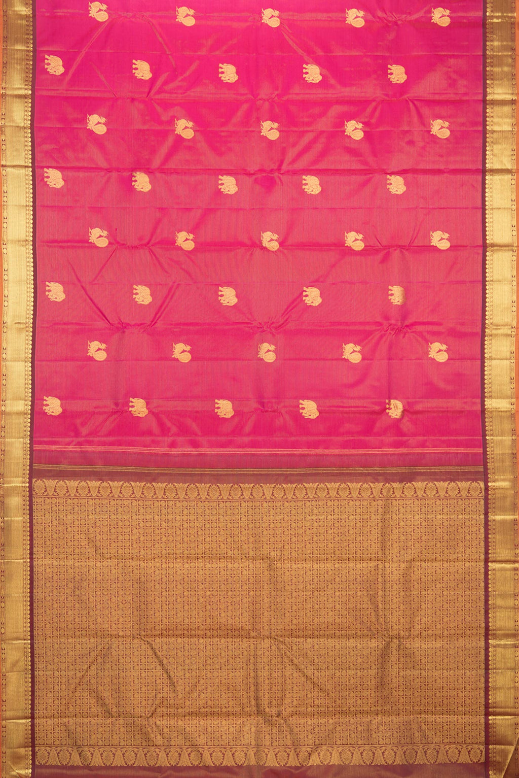 Flat view of Pure Silk Dark Pink Kanchipuram Saree with Zari Butta on the body and Zari Border. 