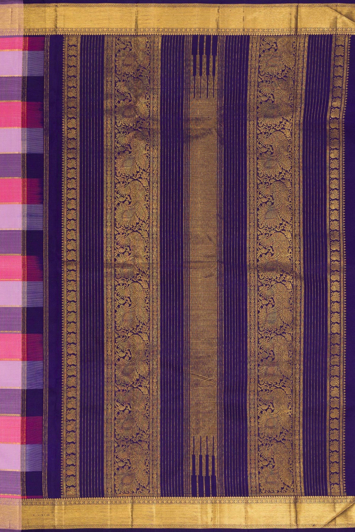 Close up image of the pallu of Pure Silk Multi Color Kanjivaram Saree with Checked design on the body and Zari Border. 