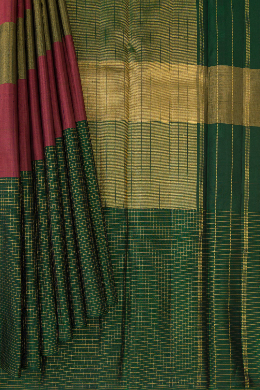Pleats and pallu of Pure Silk Multi Color Kanjivaram Saree with Checked design on the body and Without Border. 
