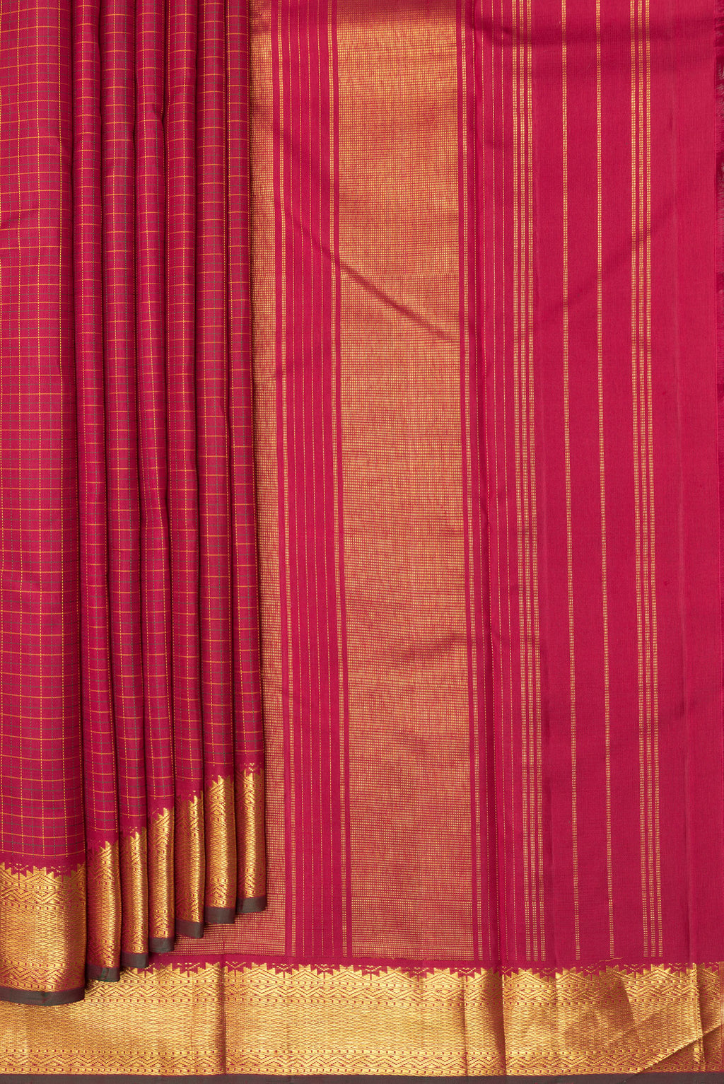 Pleats and pallu of Pure Silk Deep Red Kanchipuram Saree with Checked design on the body and Zari Border. 