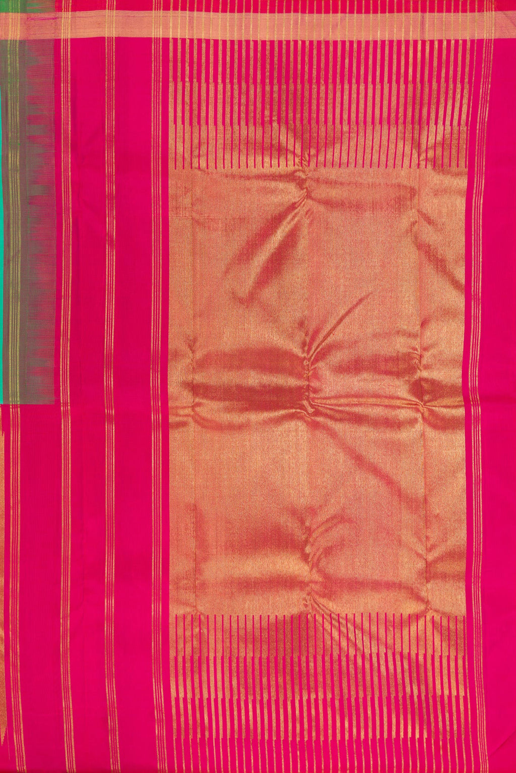 Close up image of the pallu of Pure Silk Pure Zari Sea Green Dual Tone Kanjivaram Saree with Half And Half on the body and Zari And Thread Border. 