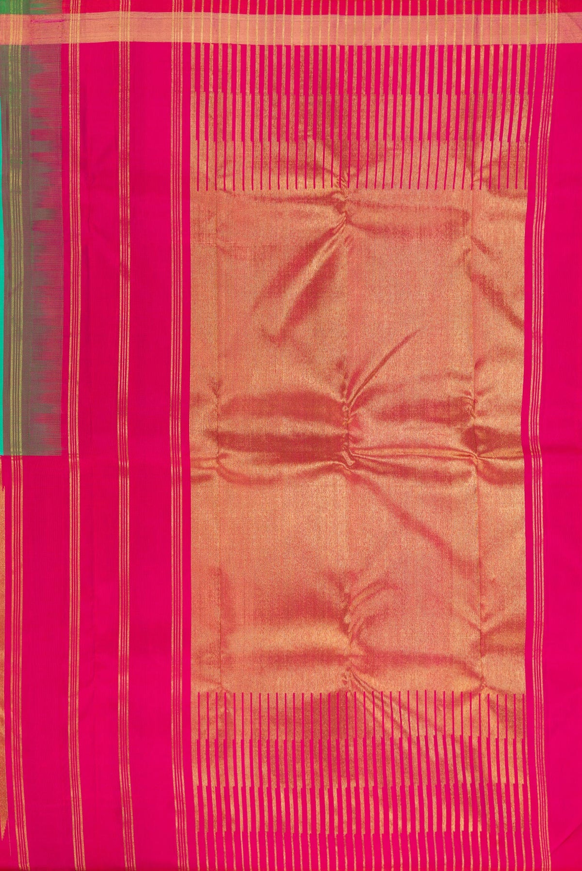 Close up image of the pallu of Pure Silk Pure Zari Sea Green Dual Tone Kanjivaram Saree with Half And Half on the body and Zari And Thread Border. 