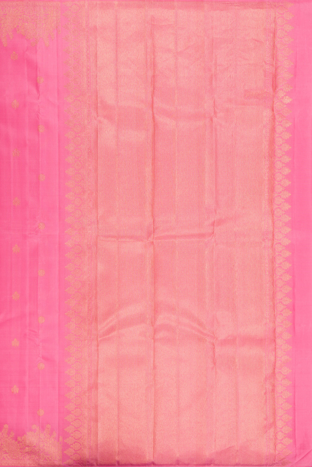 Close up image of the pallu of Pure Silk Pink Kanjivaram Saree with Zari Butta on the body and Fancy Border. 