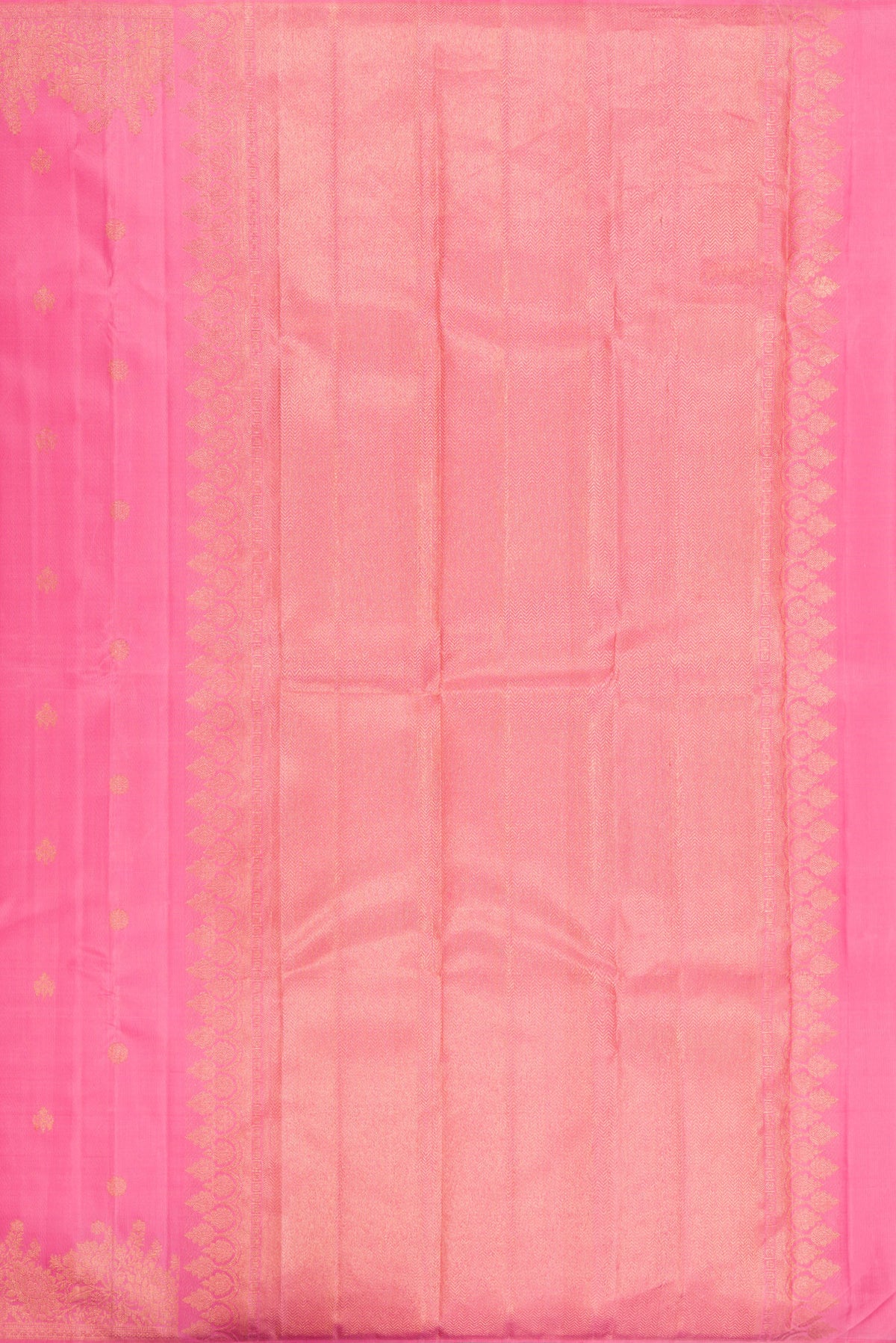 Close up image of the pallu of Pure Silk Pink Kanjivaram Saree with Zari Butta on the body and Fancy Border. 
