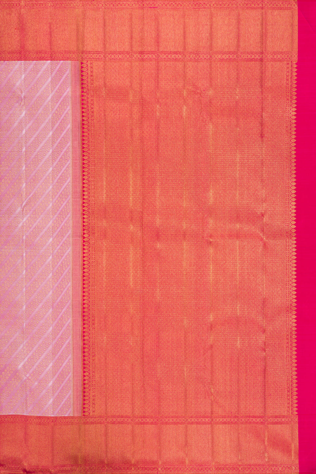 Close up image of the pallu of Pure Silk Pink Dual Tone Kanchipuram Saree with Zari Brocade on the body and Zari Border. 