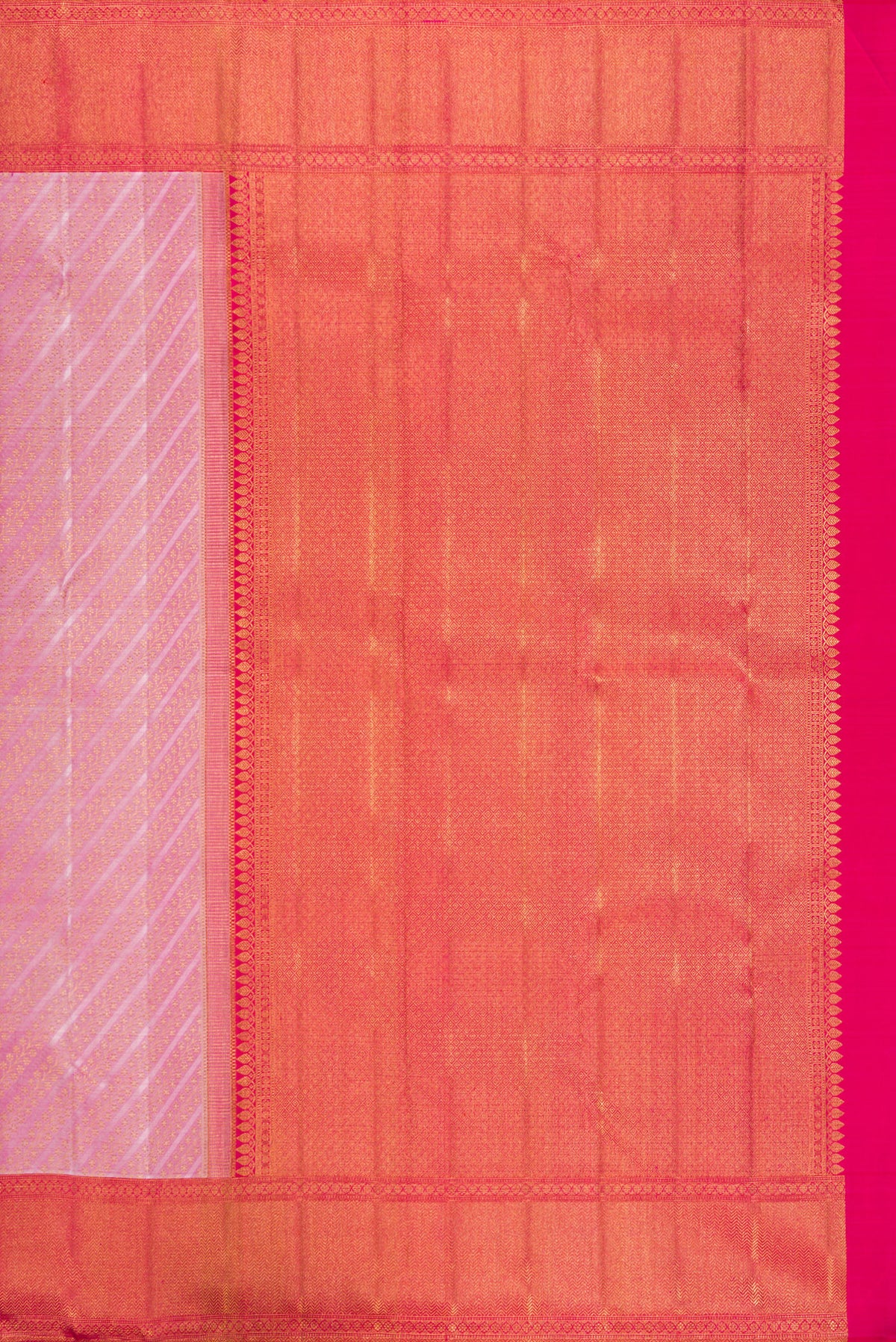 Close up image of the pallu of Pure Silk Pink Dual Tone Kanchipuram Saree with Zari Brocade on the body and Zari Border. 