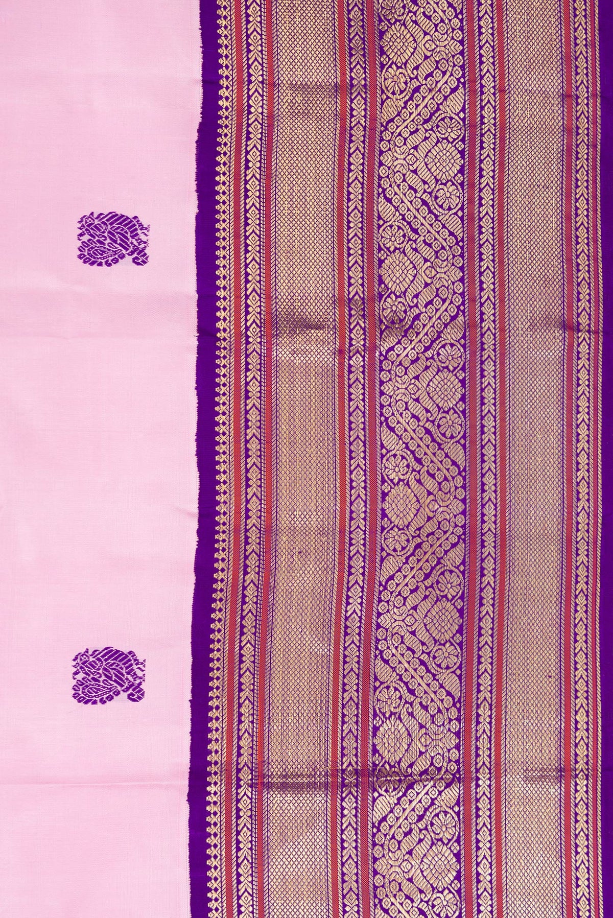 Border image of Pure Silk Pure Zari Pink Dual Tone Kanjivaram Saree with Thread Butta on the body and Zari Border. 