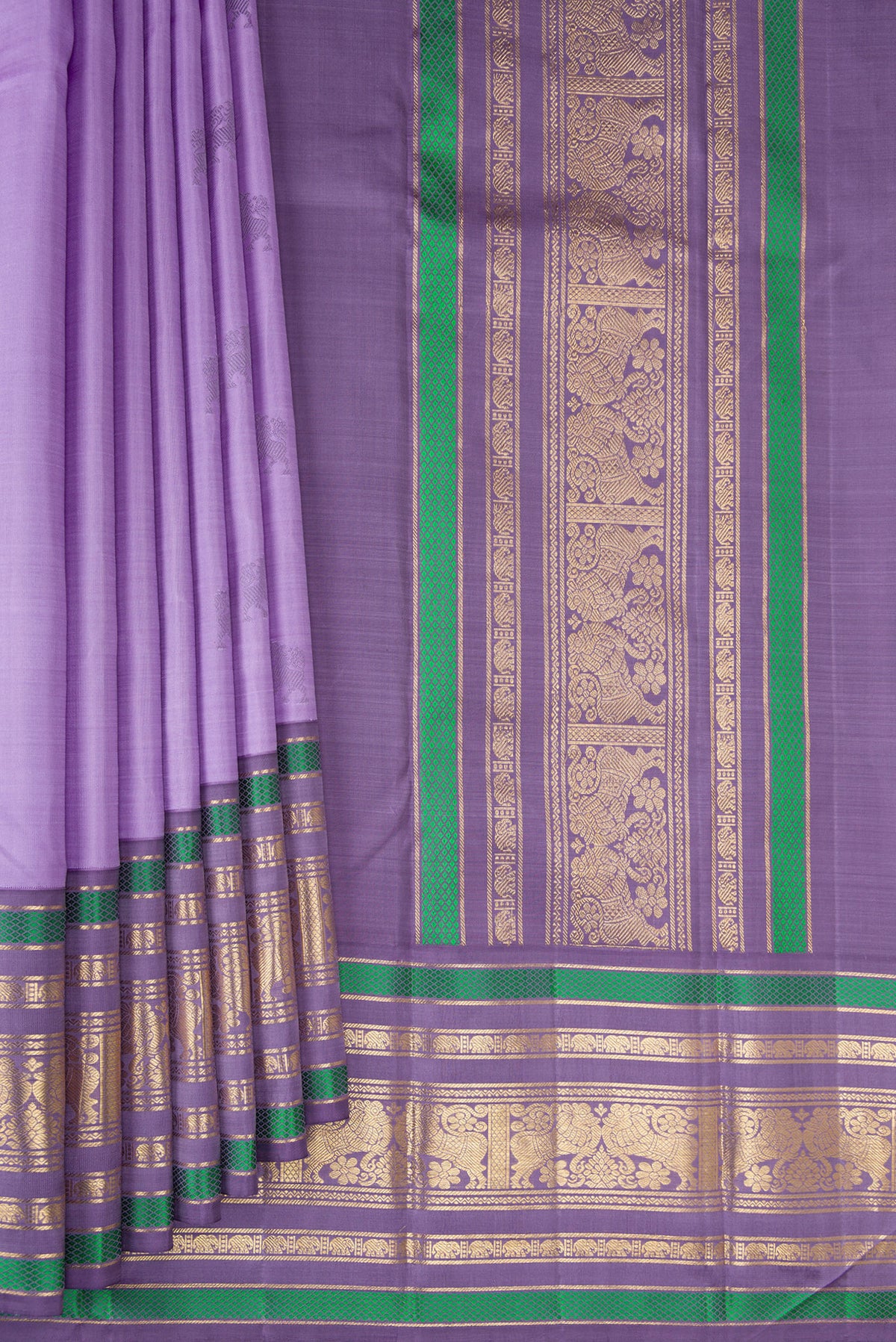 Pleats and pallu of Pure Silk Pure Zari Lavender Dual Tone Kanjivaram Saree with Thread Butta on the body and Zari Border. 