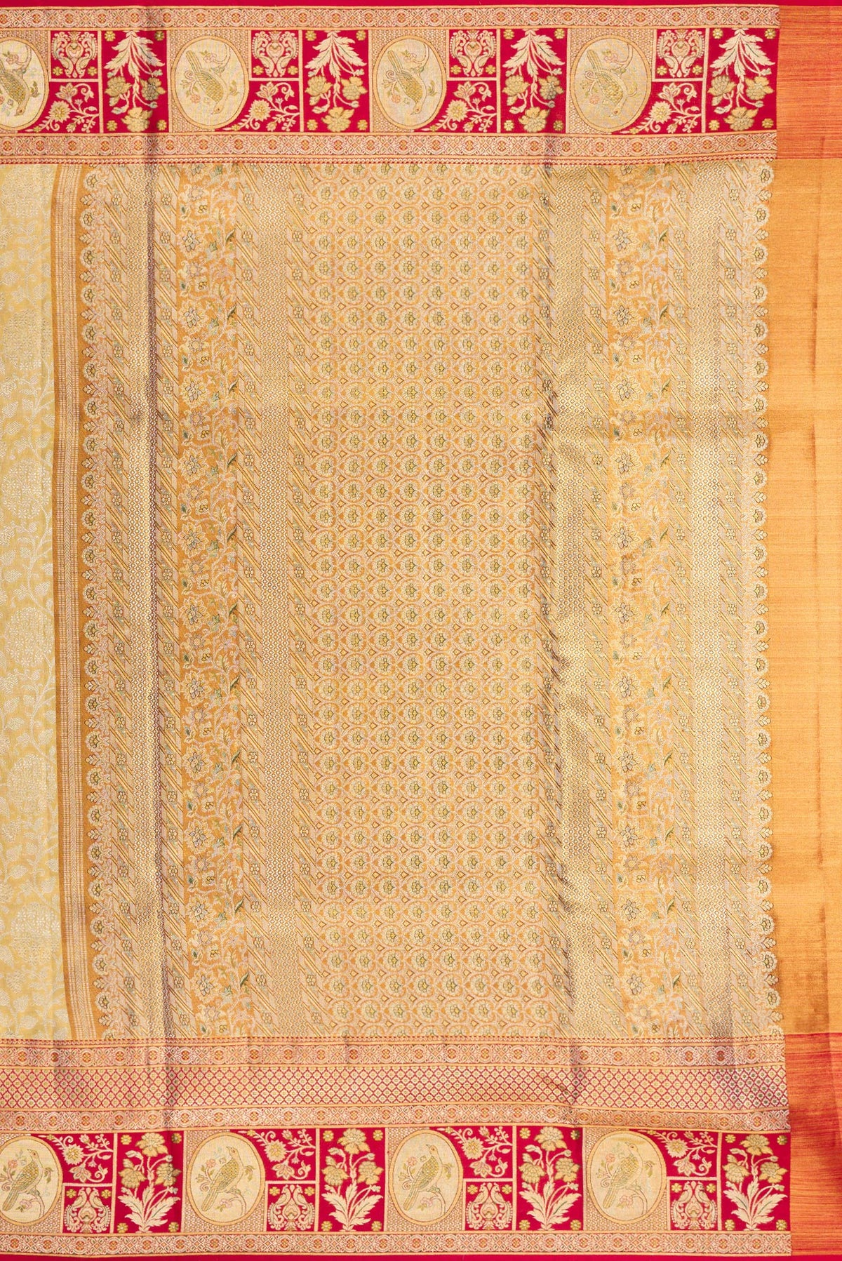 Close up image of the pallu of Pure Silk Gold Dual Tone Kanchipuram Tissue Saree with Zari Brocade on the body and Fancy Border. 