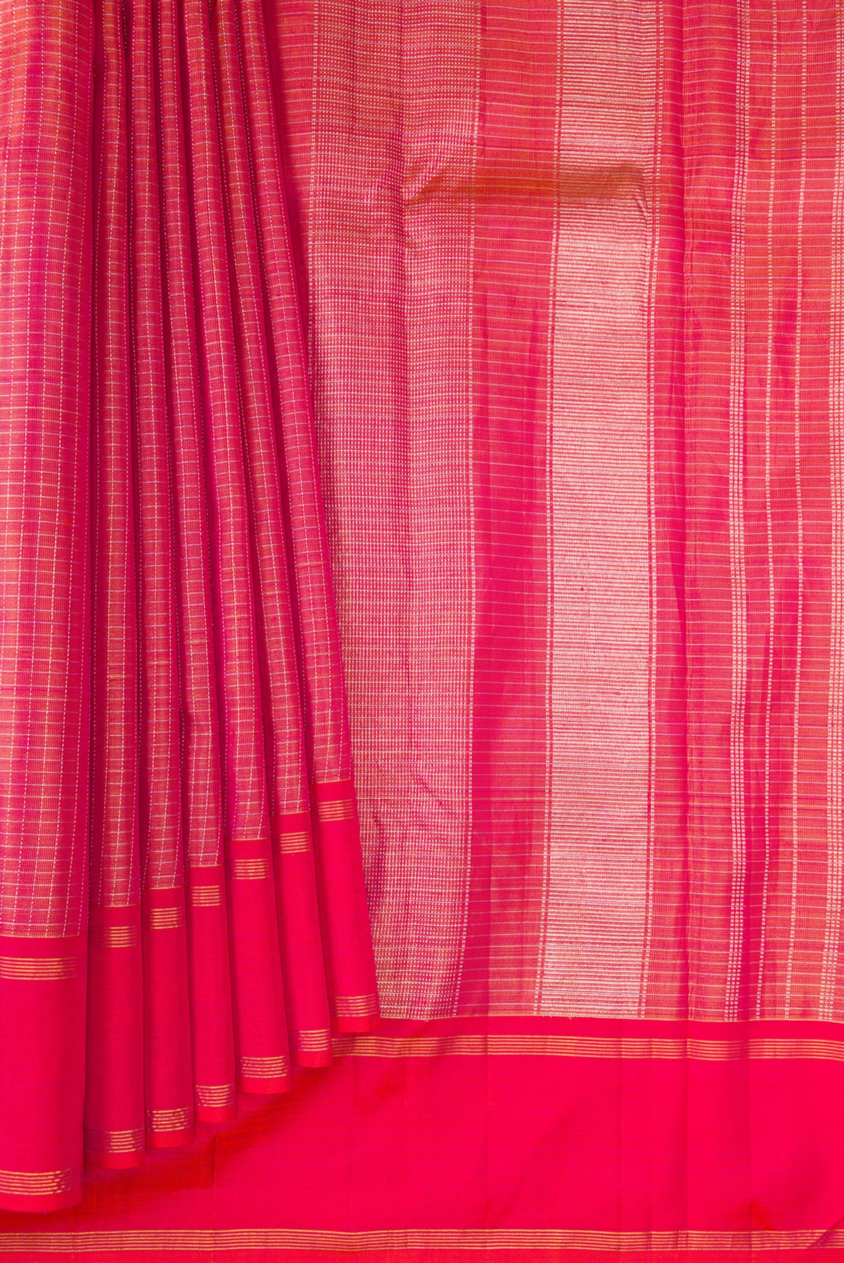 Pleats and pallu of Pure Silk Pink Kanjivaram Saree with Checked design on the body and Zari Border. 