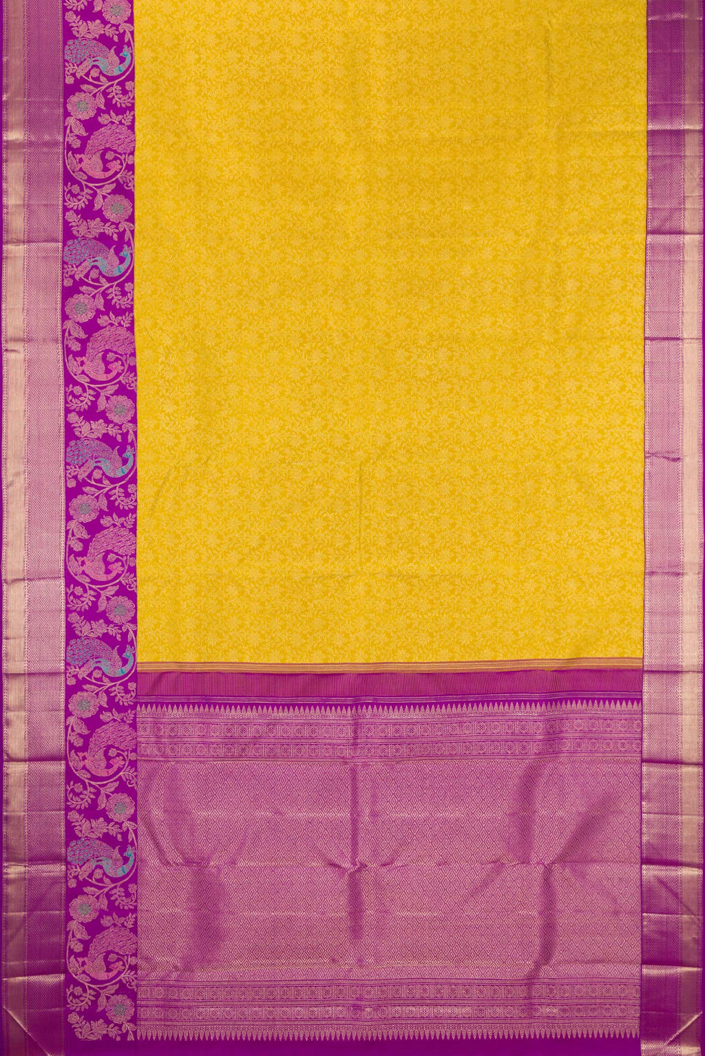 Flat view of Pure Silk Gold Dual Tone Kanchipuram Saree with Zari Brocade on the body and Fancy Border. 