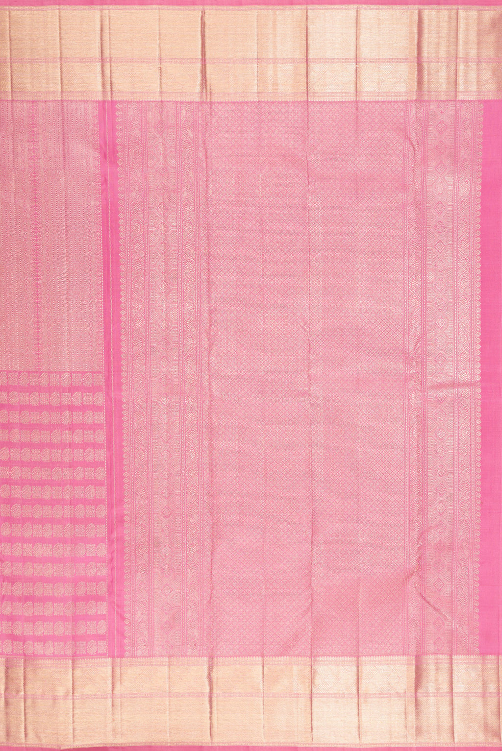Close up image of the pallu of Pure Silk Pink Kanchipuram Saree with Zari Brocade on the body and Zari Border. 