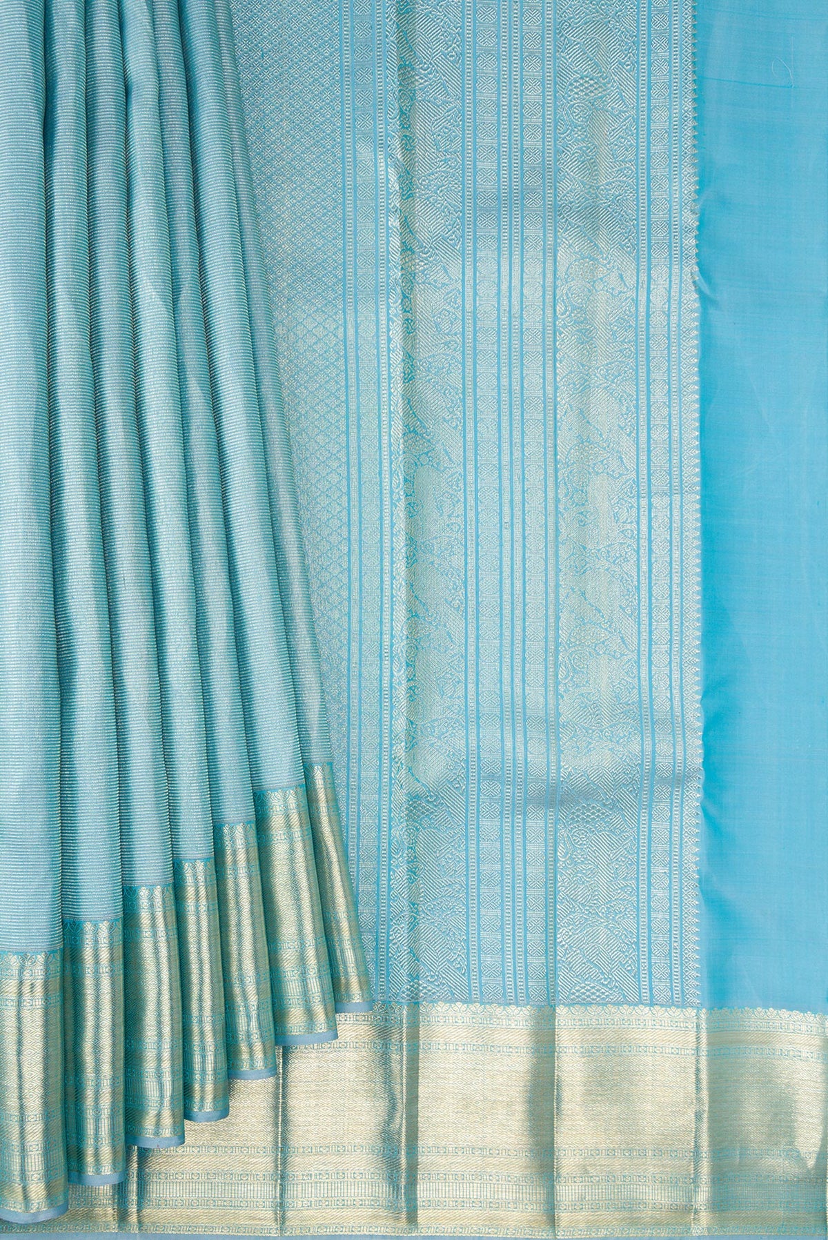 Pleats and pallu of Pure Silk Sky Blue Kanchipuram Saree with Zari Brocade on the body and Zari Border. 