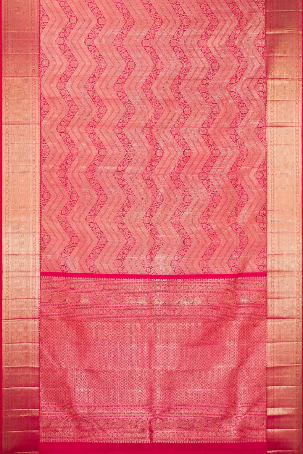 Flat view of Pure Silk Pink Dual Tone Kanchipuram Saree with Zari Brocade on the body and Zari Border. 
